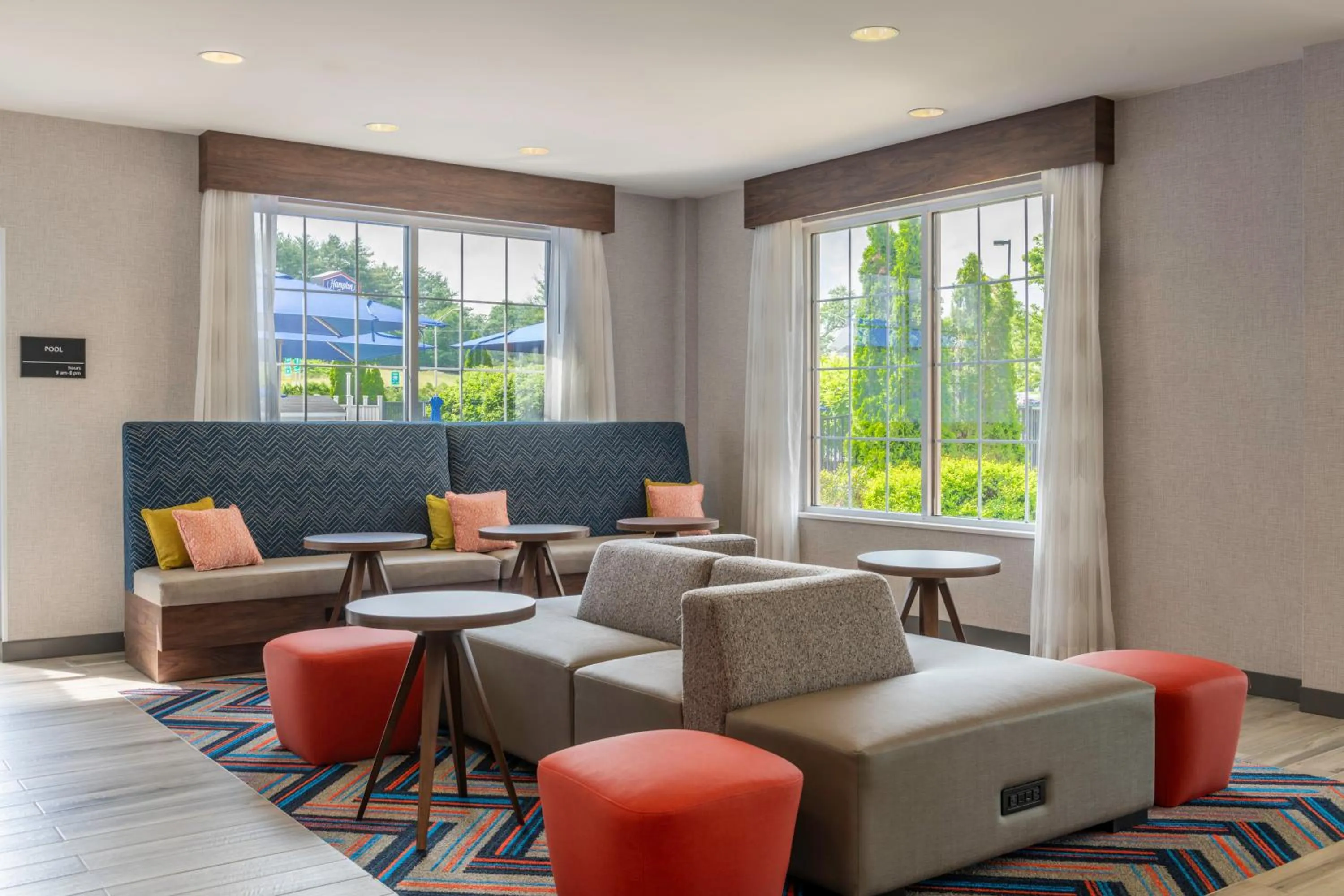 Lobby or reception in La Quinta by Wyndham Manchester