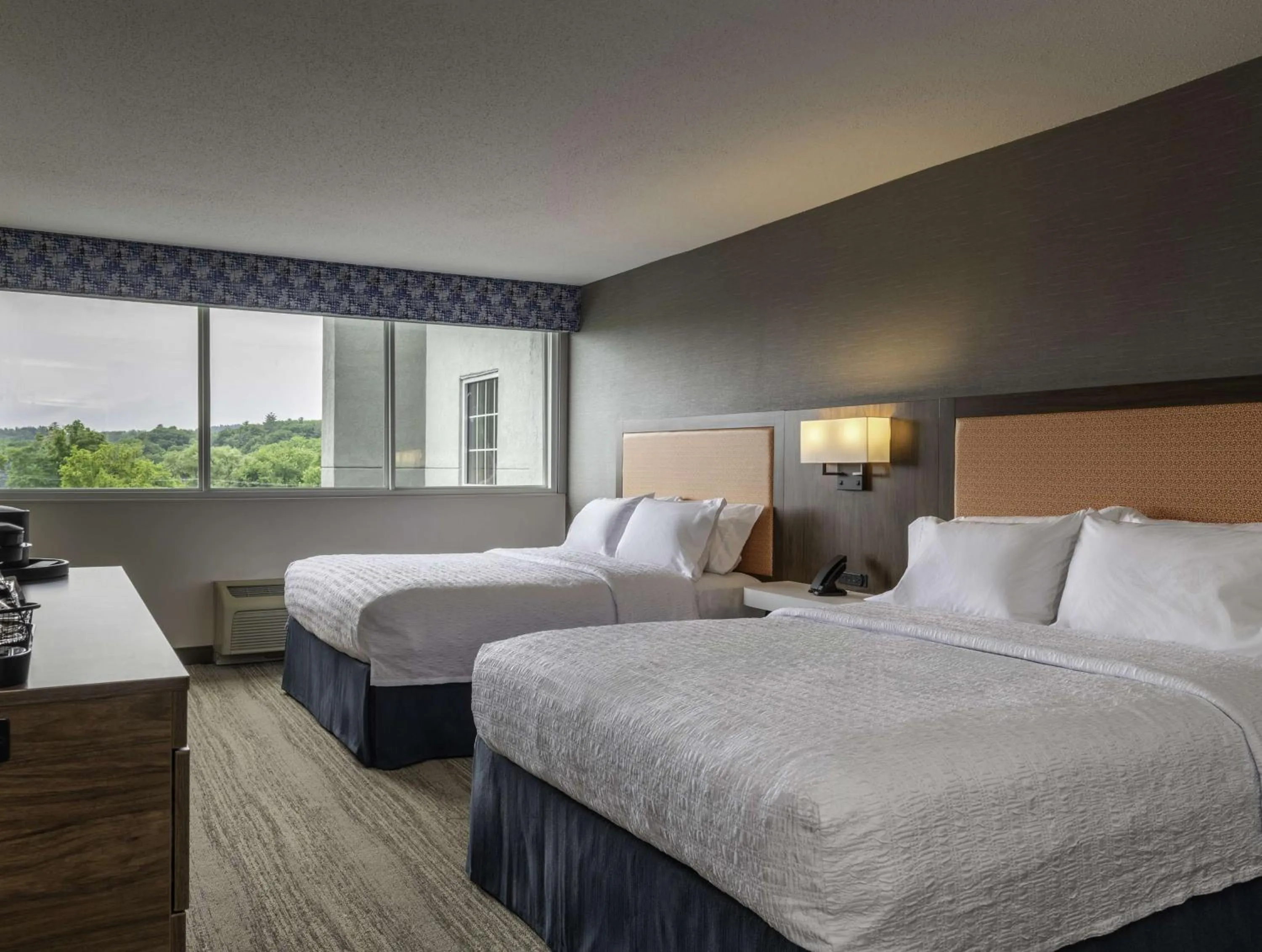 Bed in La Quinta by Wyndham Manchester