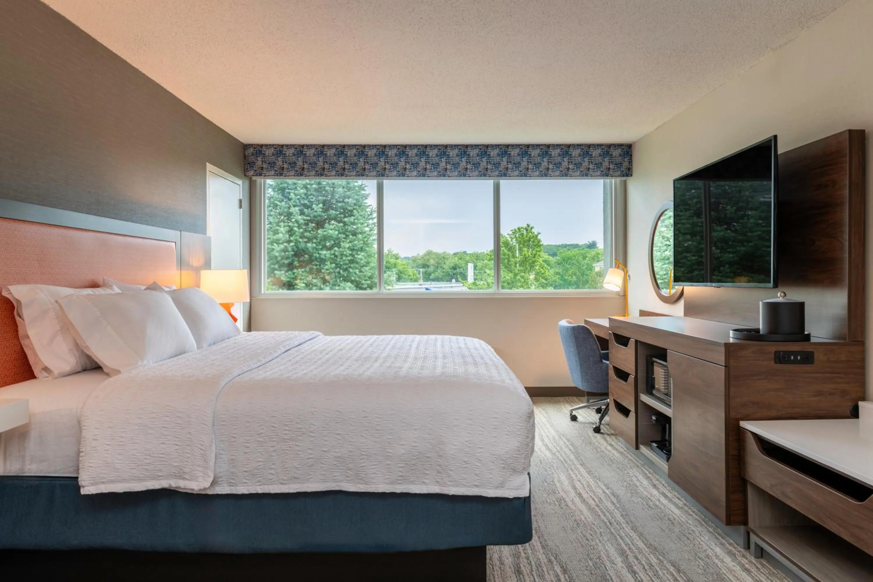 Bed in La Quinta by Wyndham Manchester