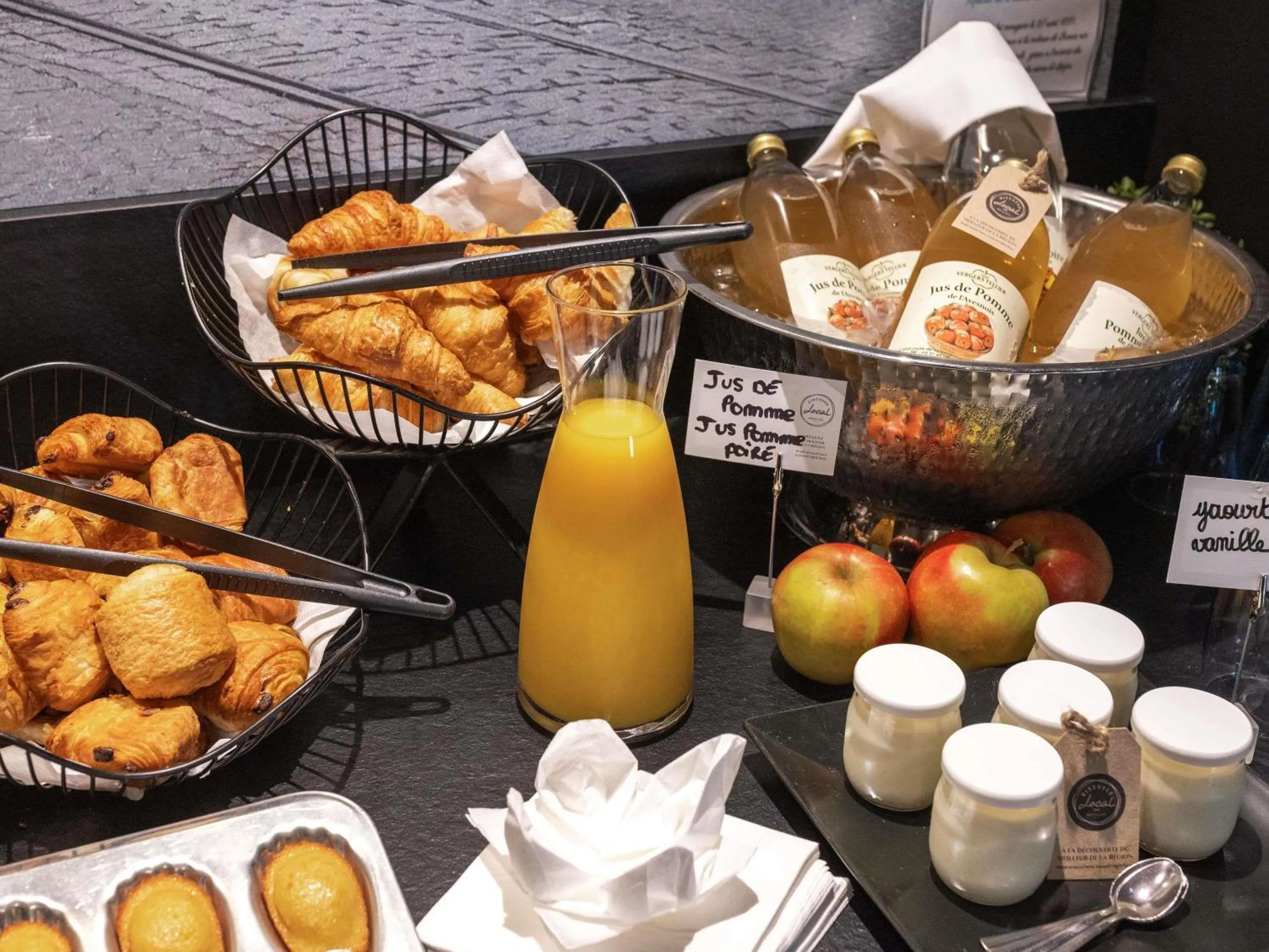 Meeting/conference room in Mercure Valenciennes Centre