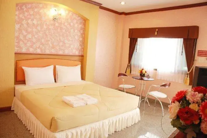 Superior Double Room in Martina Hotel Surin Superior Double Room in Martina Hotel Surin