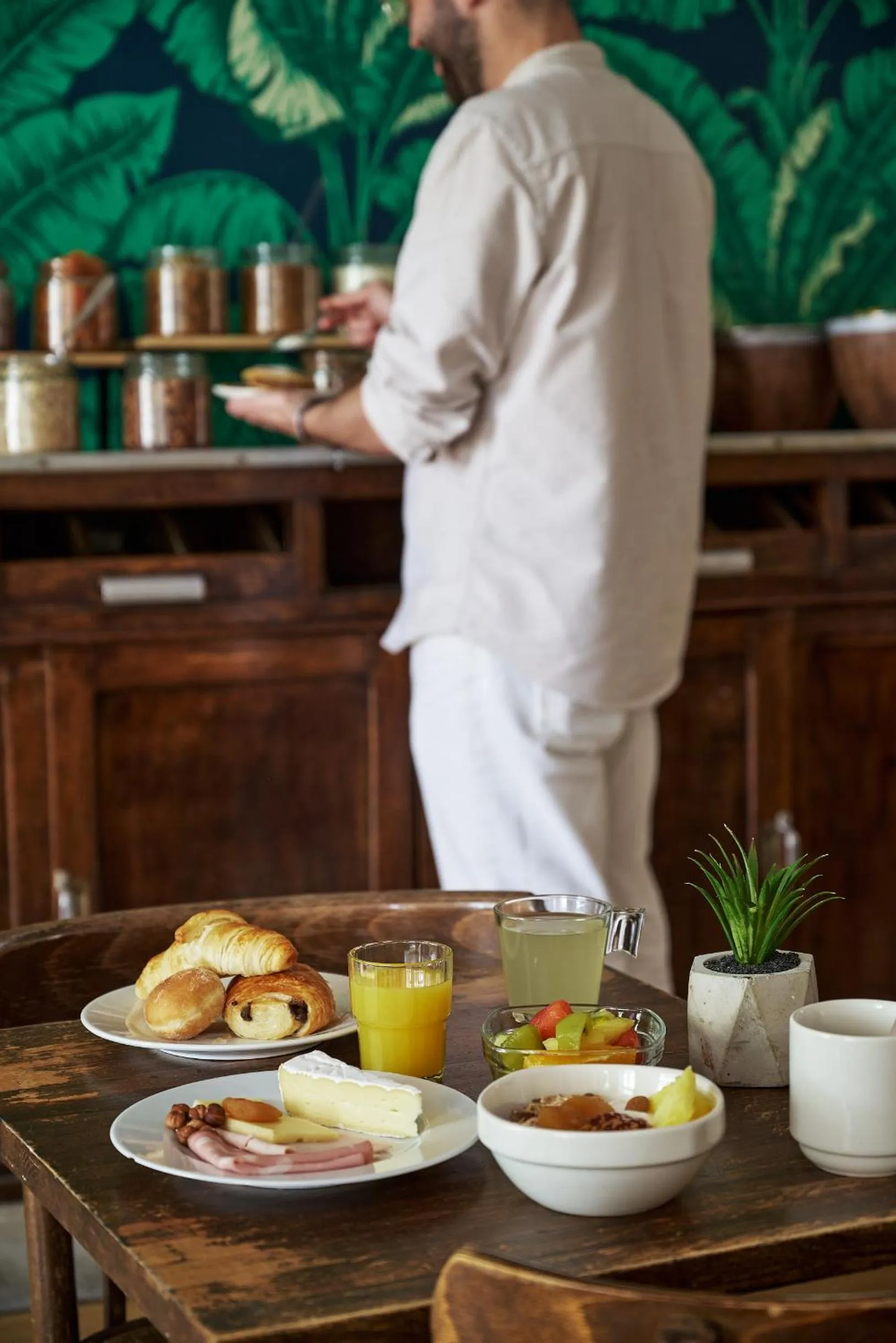 Breakfast in Hotel Marsiho by Happyculture