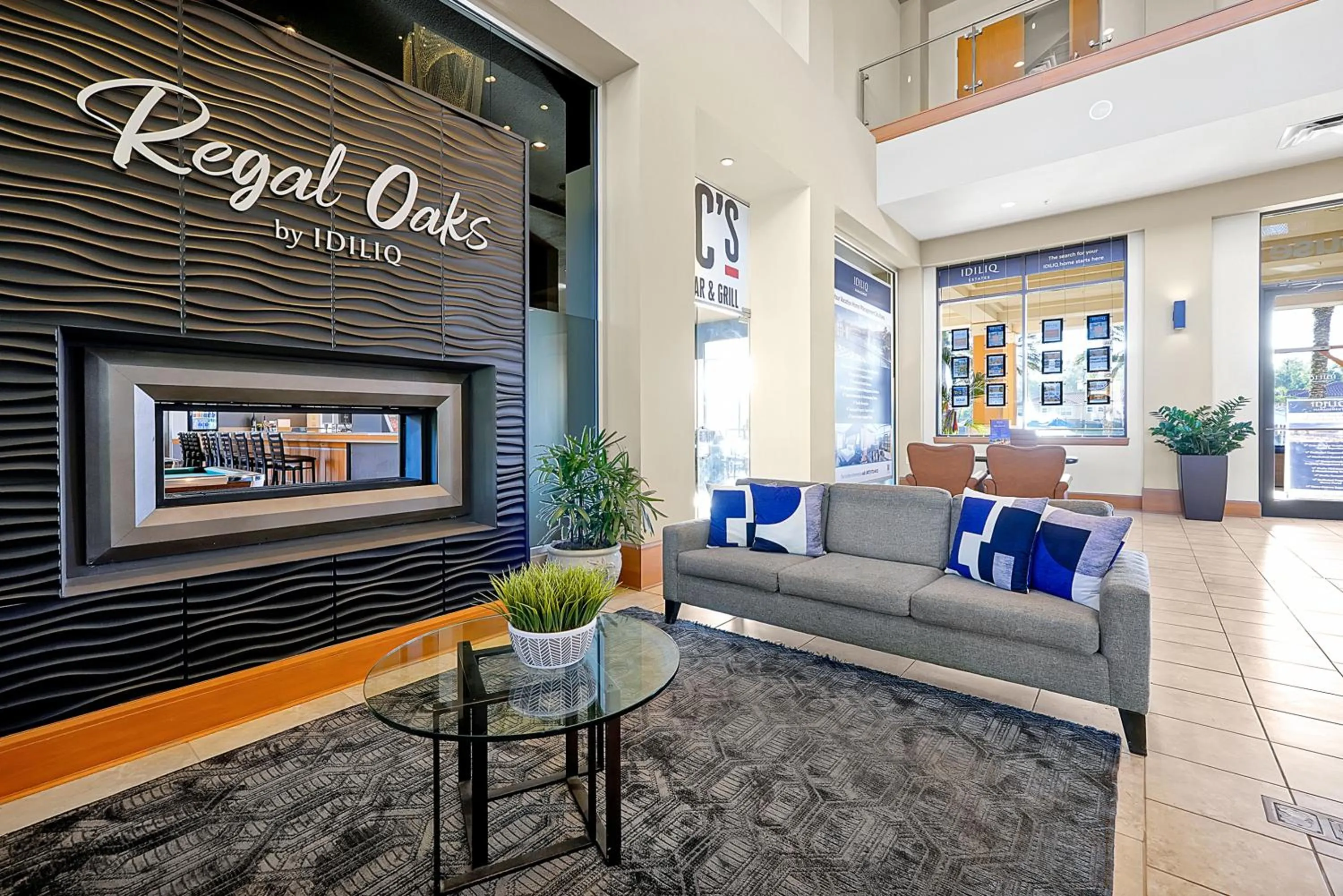 Lobby or reception in Regal Oaks Resort Vacation Townhomes by IDILIQ
