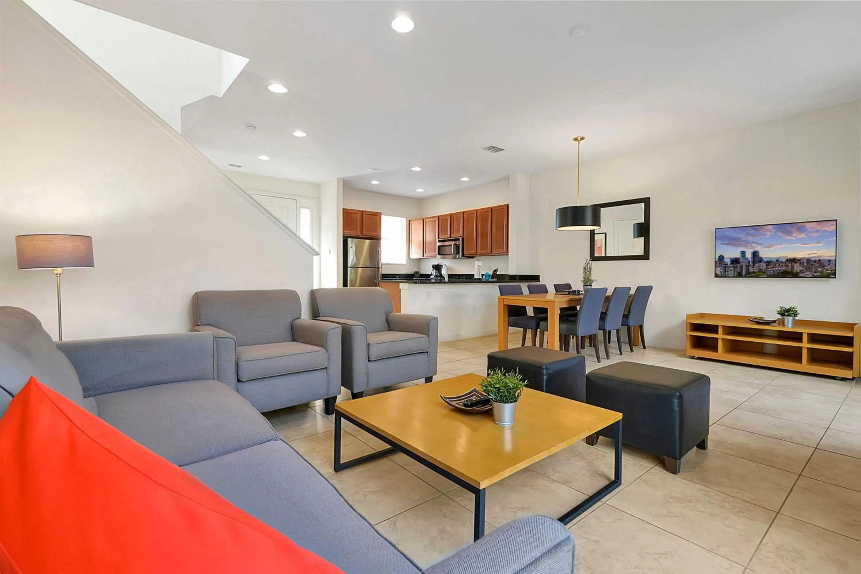 Communal lounge/ TV room, Seating Area in Regal Oaks A Clc World Resort - Kissimmee