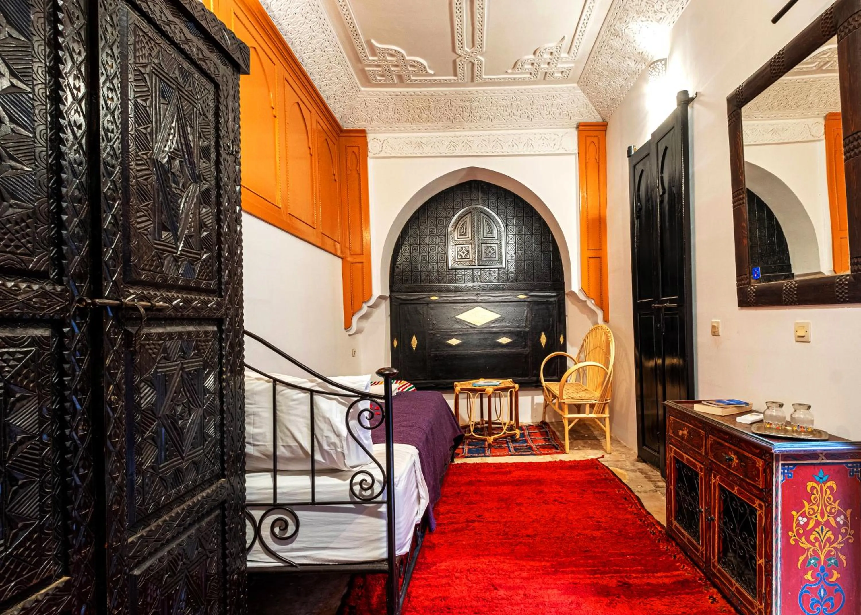 Seating area, Bed in Riad ViewPoint