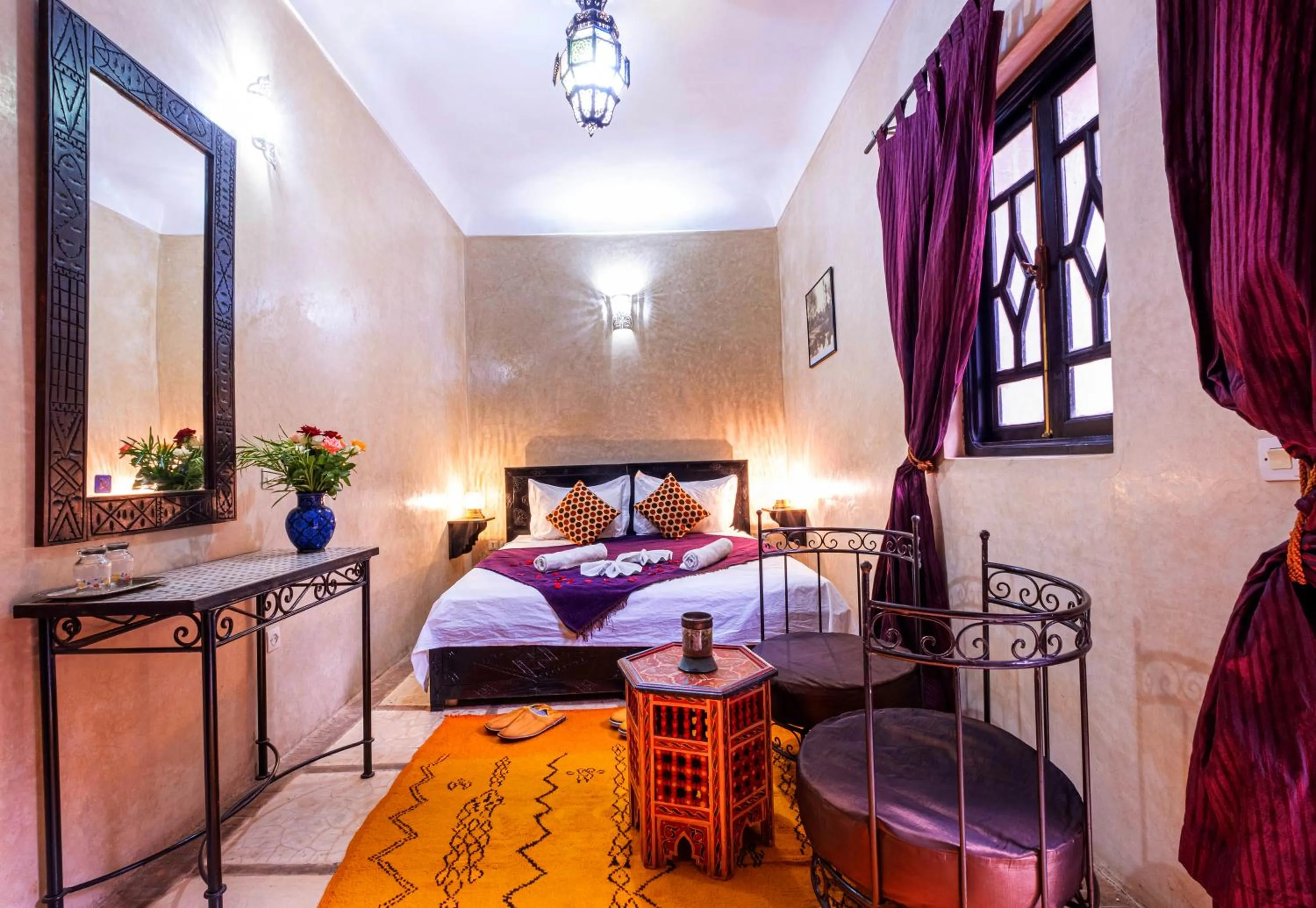 Photo of the whole room, Bed in Riad ViewPoint