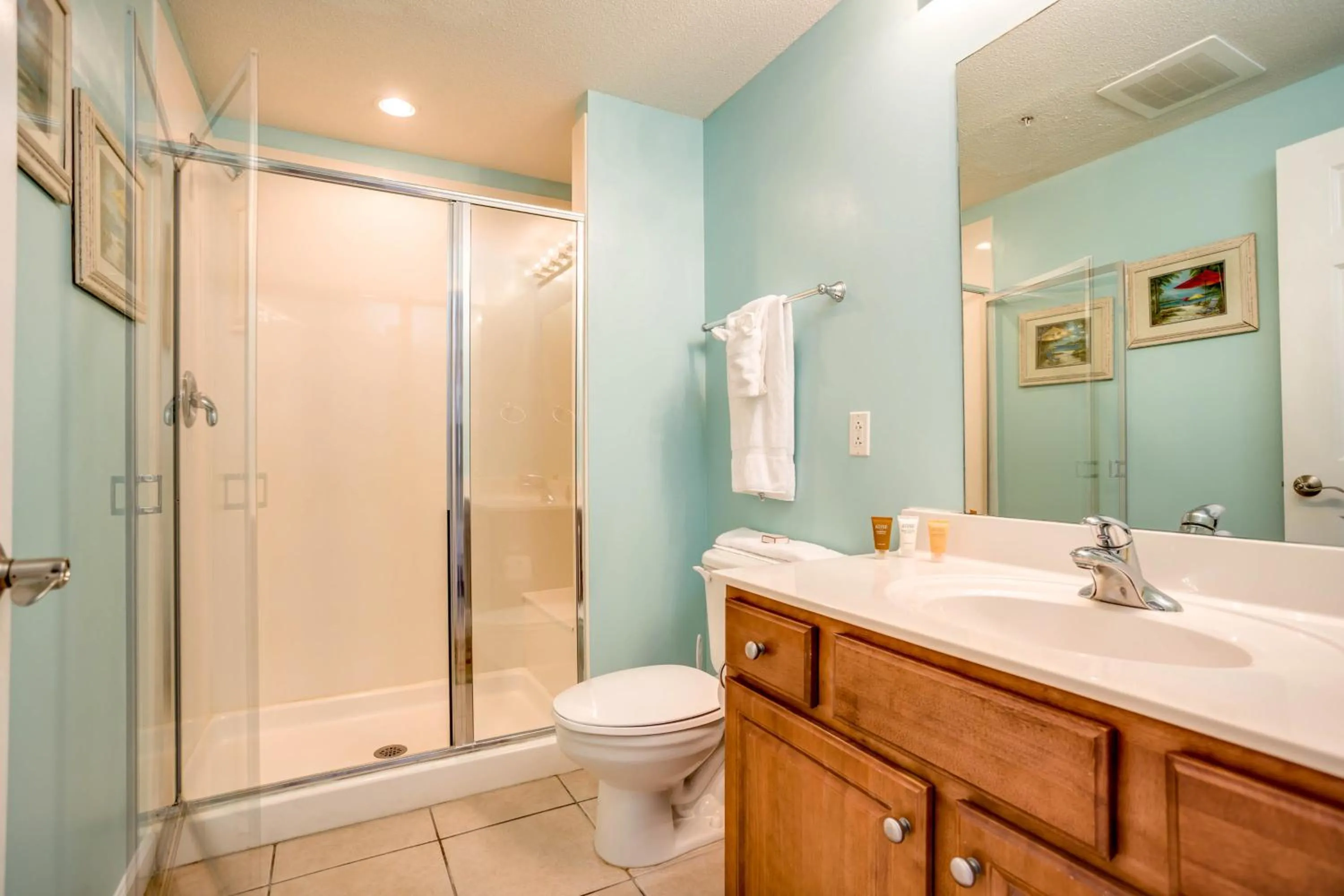 Seychelles Beach Resort IV