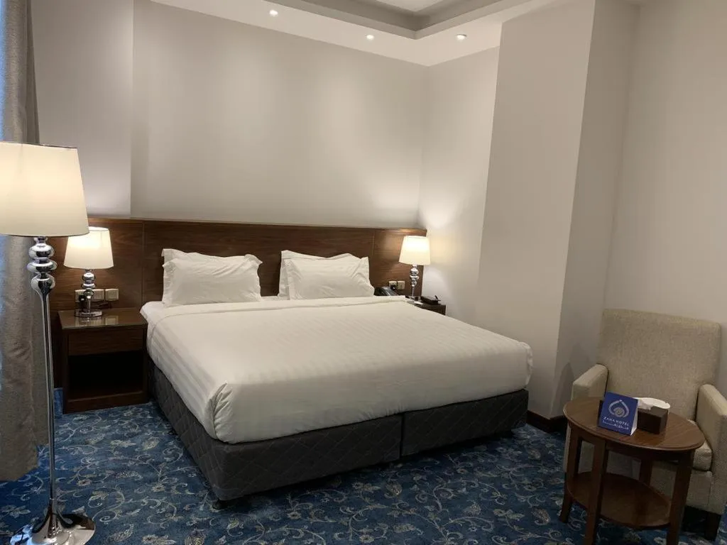 Bed in Zaha Al Munawara Hotel