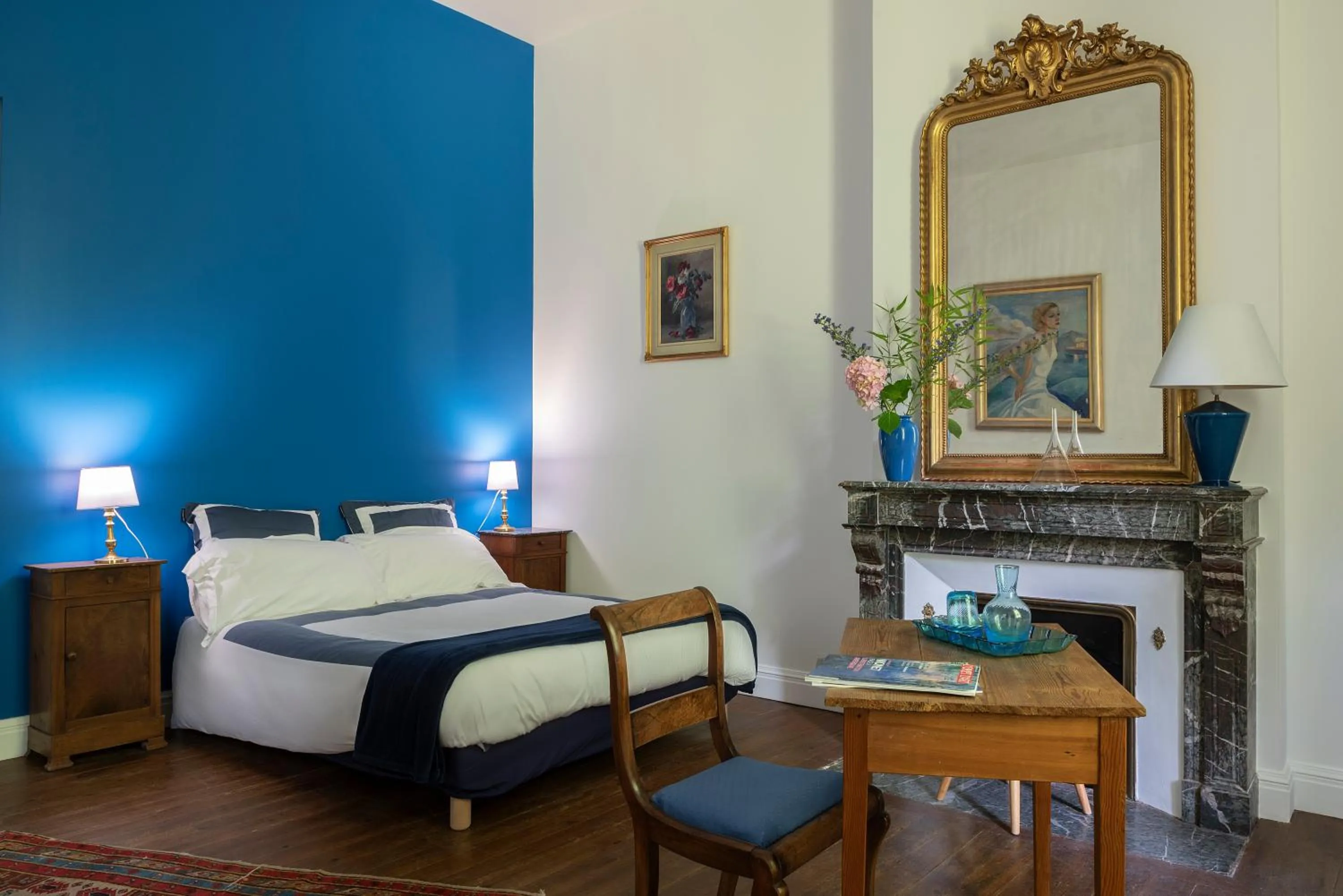 Bed in Château Le Méjean