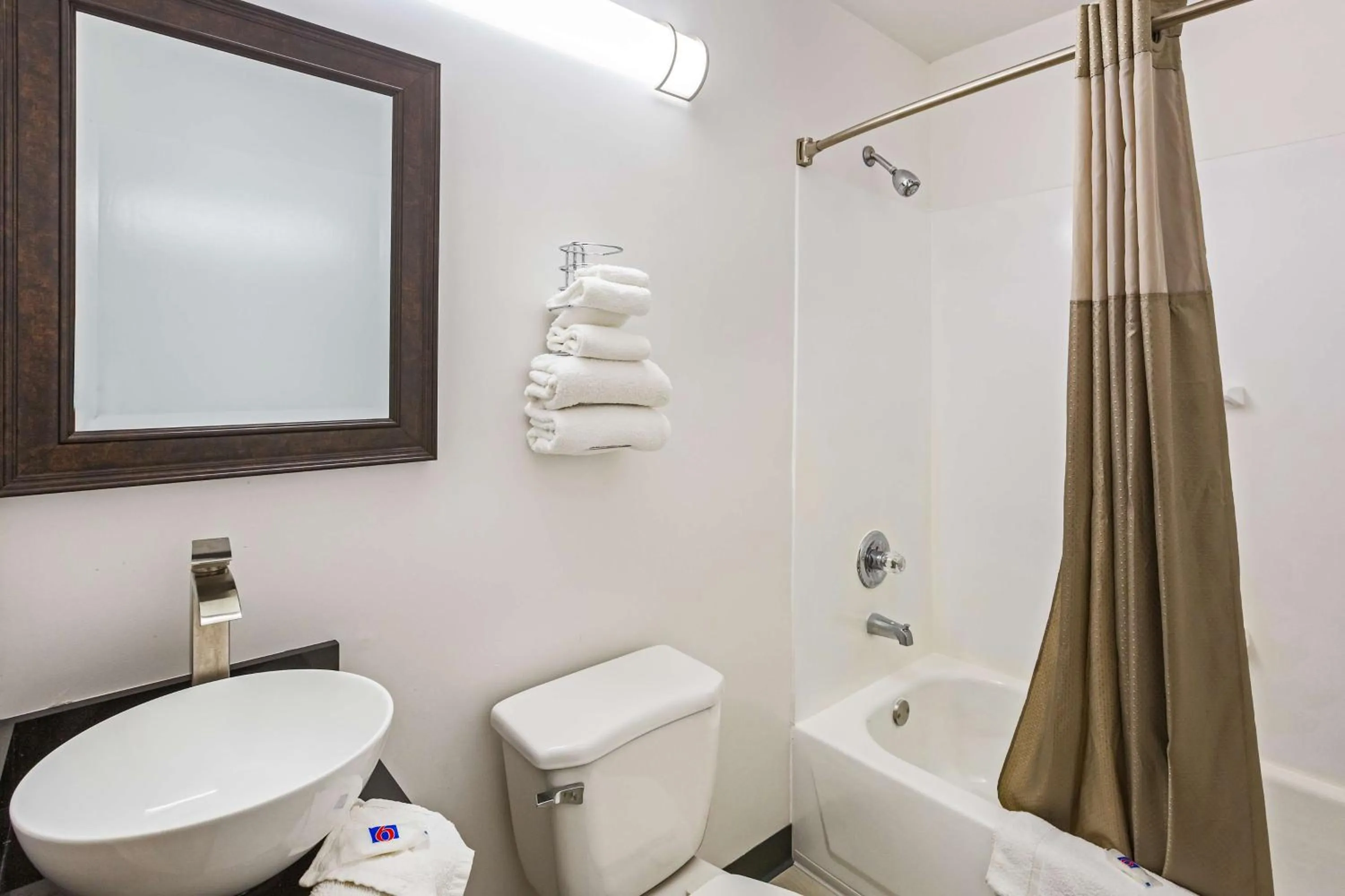 Bathroom in Motel 6-Smyrna, GA - Atlanta