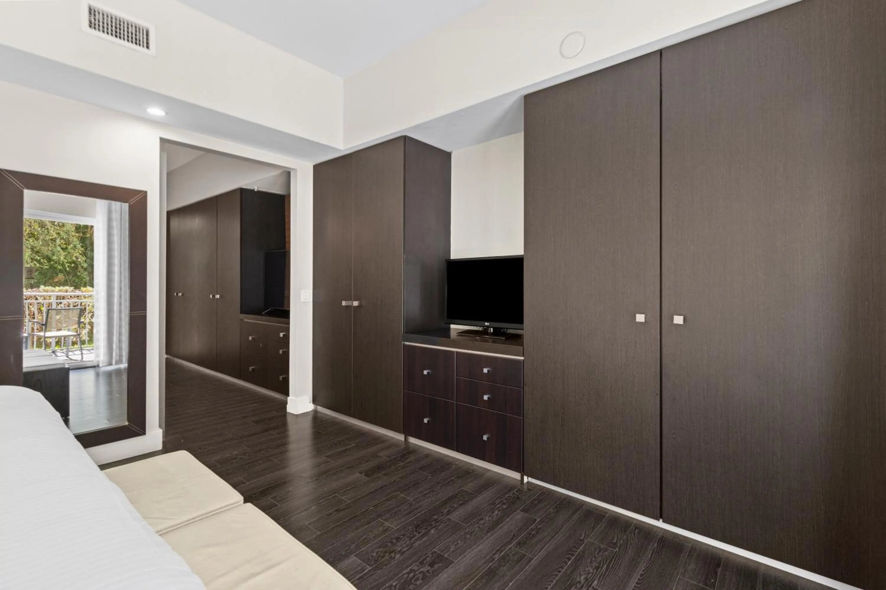 TV and multimedia in Provident Doral At The Blue