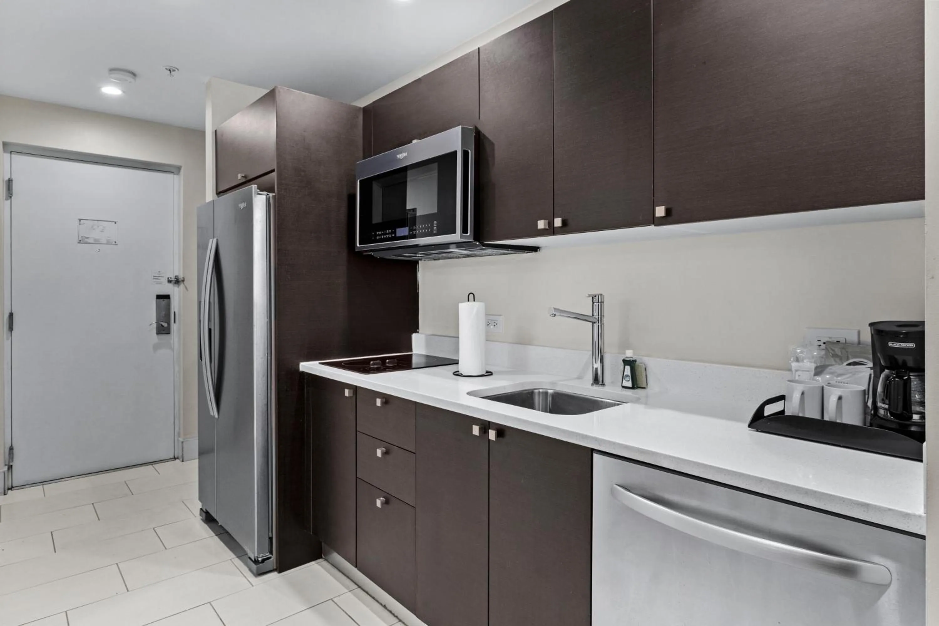 Kitchen or kitchenette in Provident Doral At The Blue