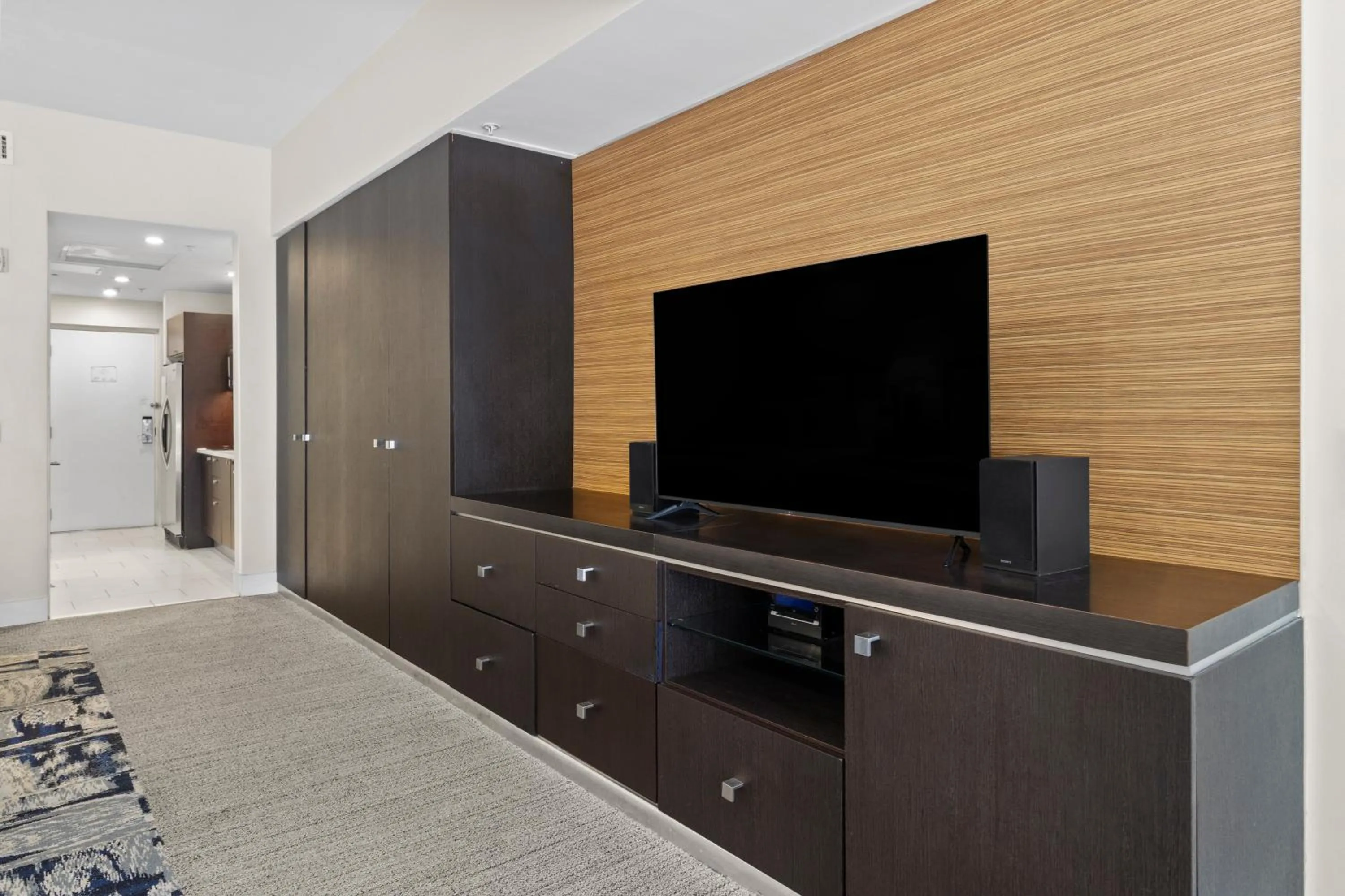 TV and multimedia in Provident Doral At The Blue