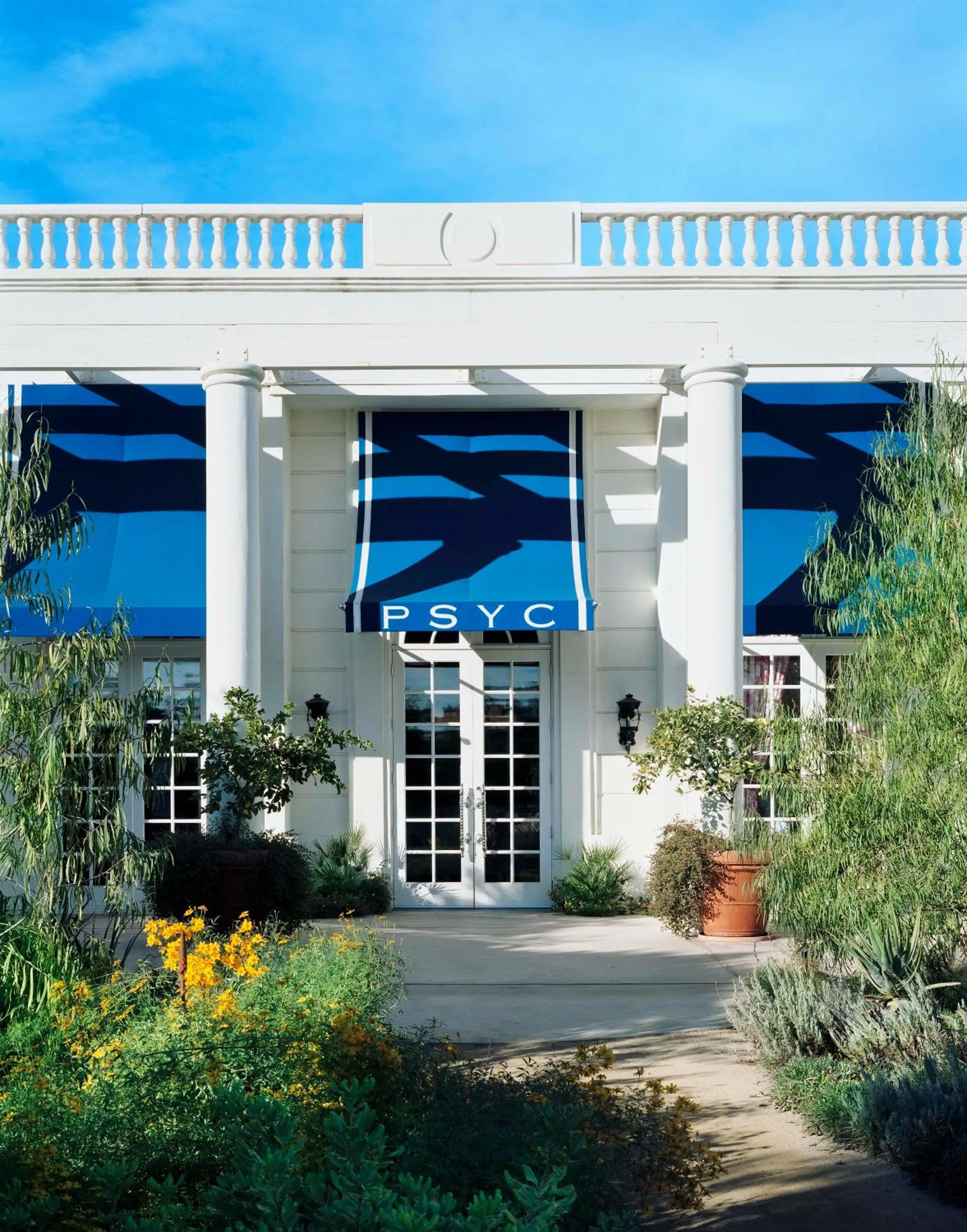 Facade/entrance in Parker Palm Springs