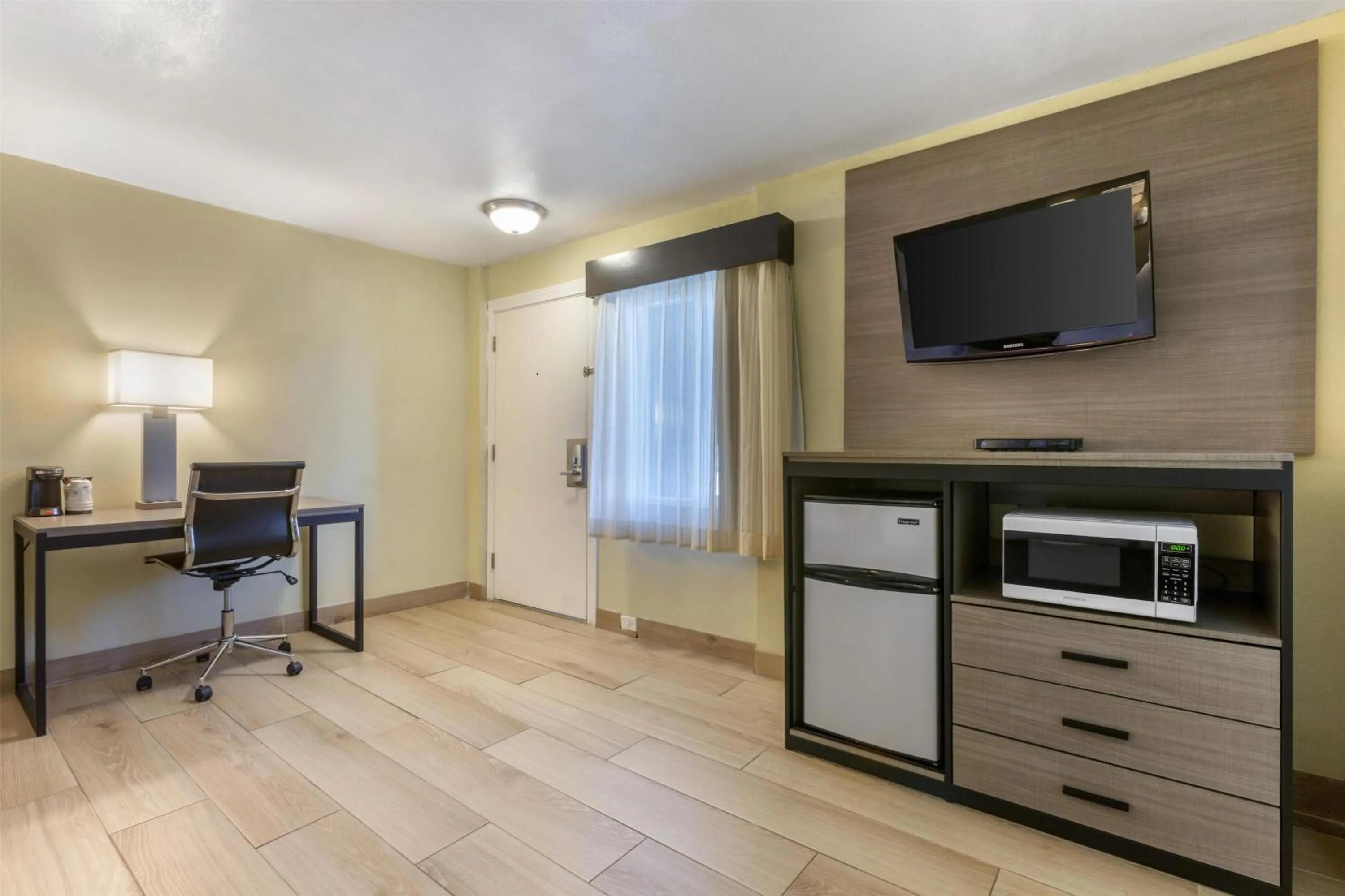 Bedroom in SureStay by Best Western Chambers Petrified Forest