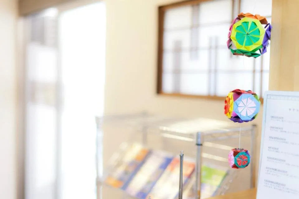 Decorative detail in Shin Okubo Sekitei