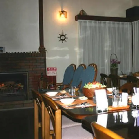 Restaurant/places to eat in Pension Old String