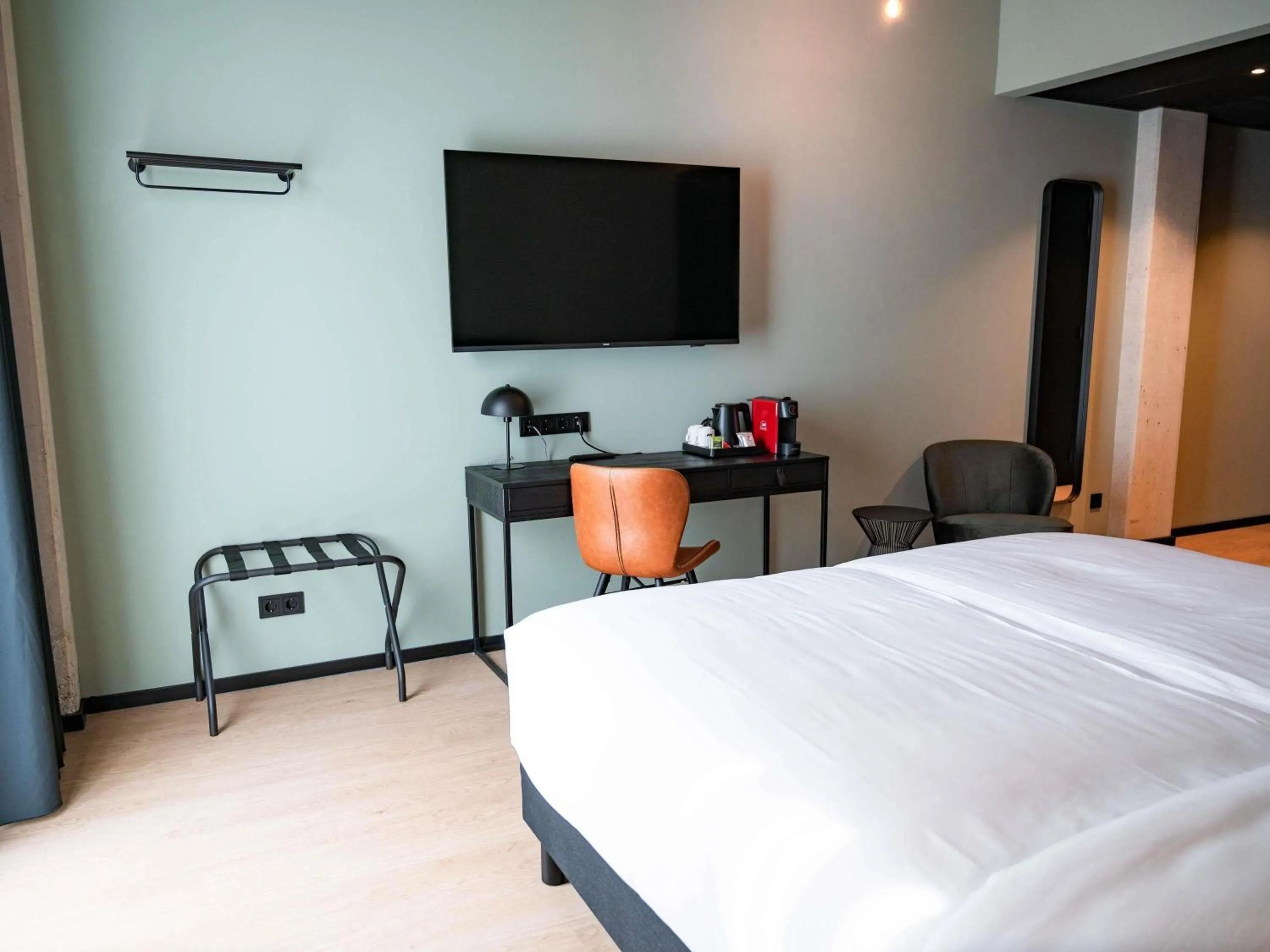 Bedroom, Bed in Hotel Valkenburg by Mercure - Next to Shimano Experience Center