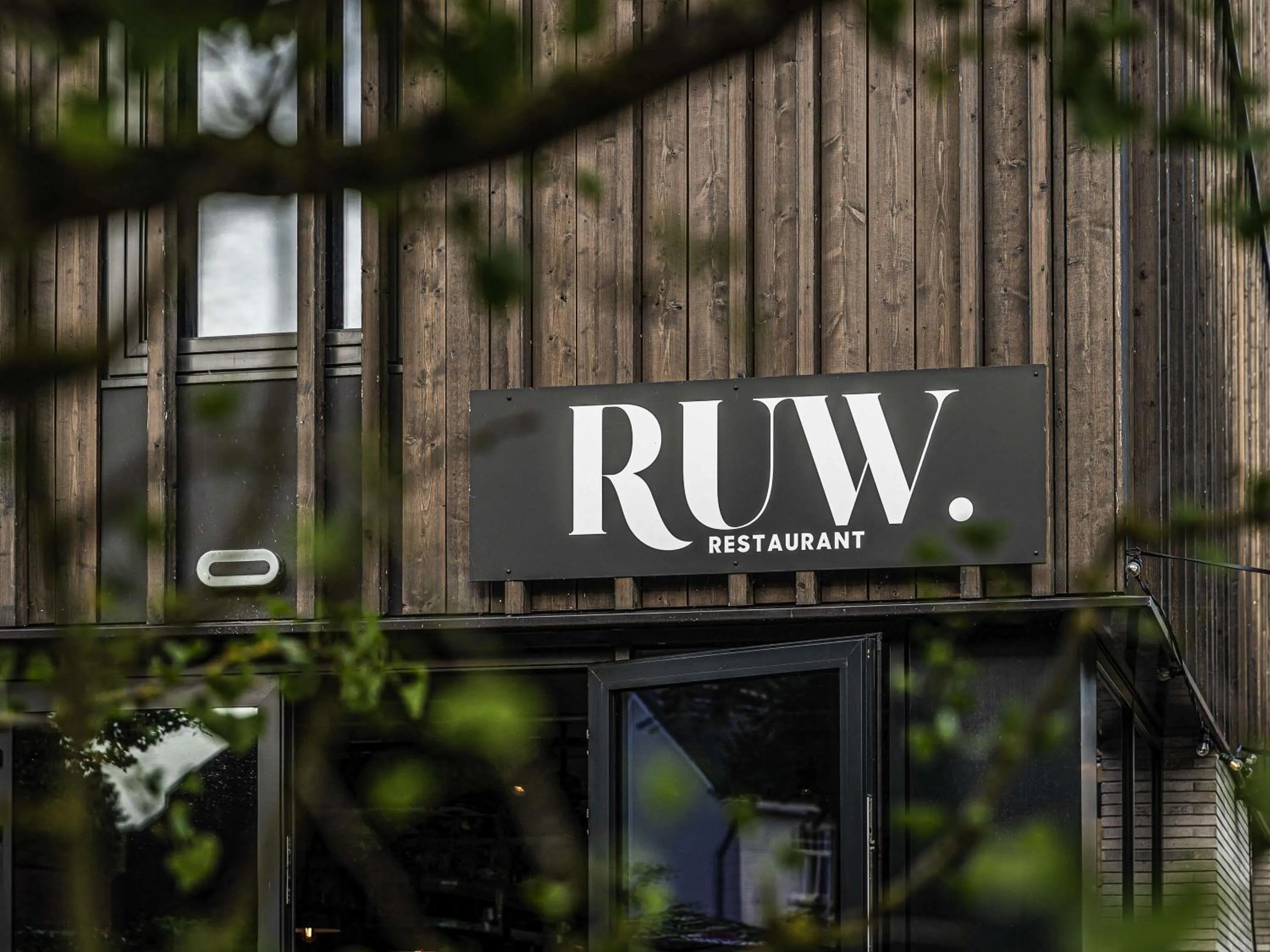 Restaurant/places to eat in Hotel Valkenburg by Mercure - Next to Shimano Experience Center