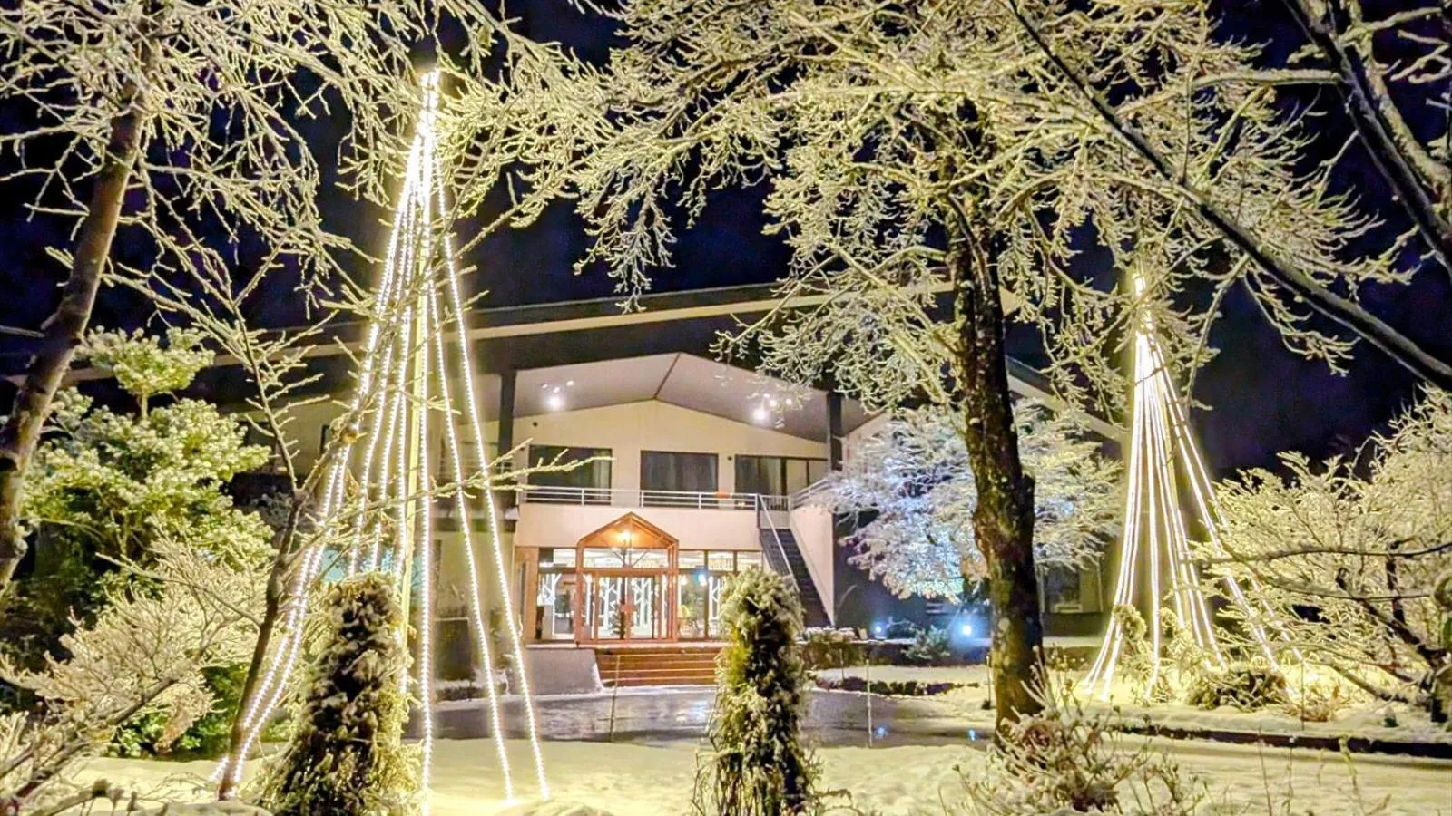 Property building in Holiday House Green Garden