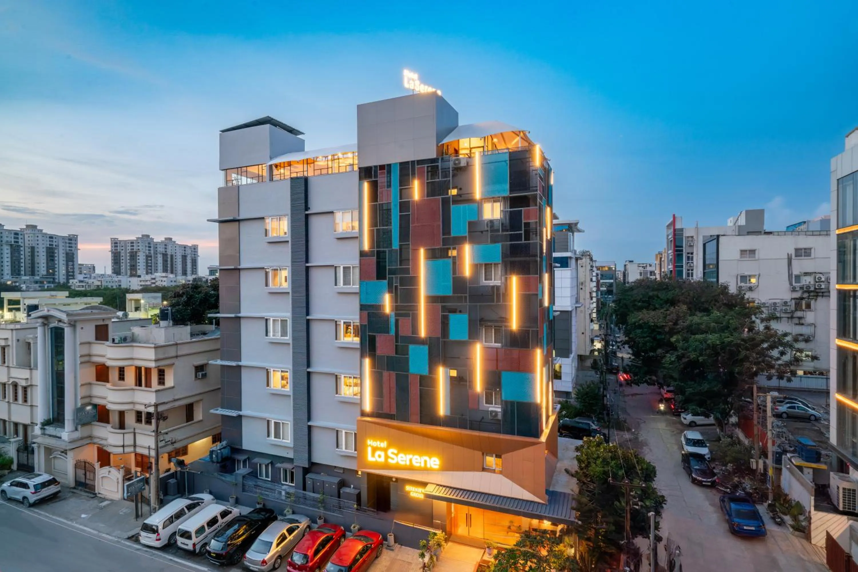 Property building in La Serene