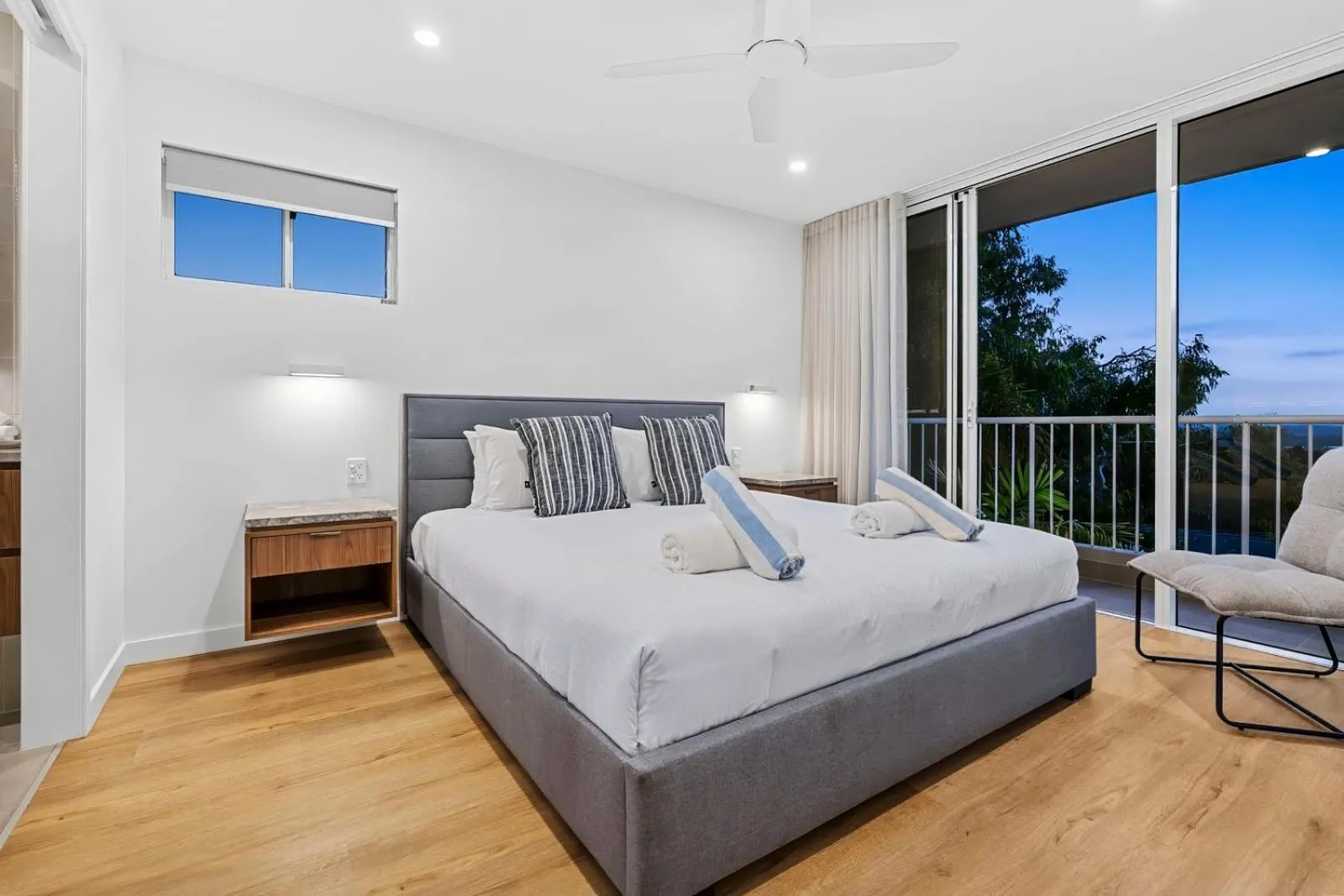 Bed in Noosa Hill Resort