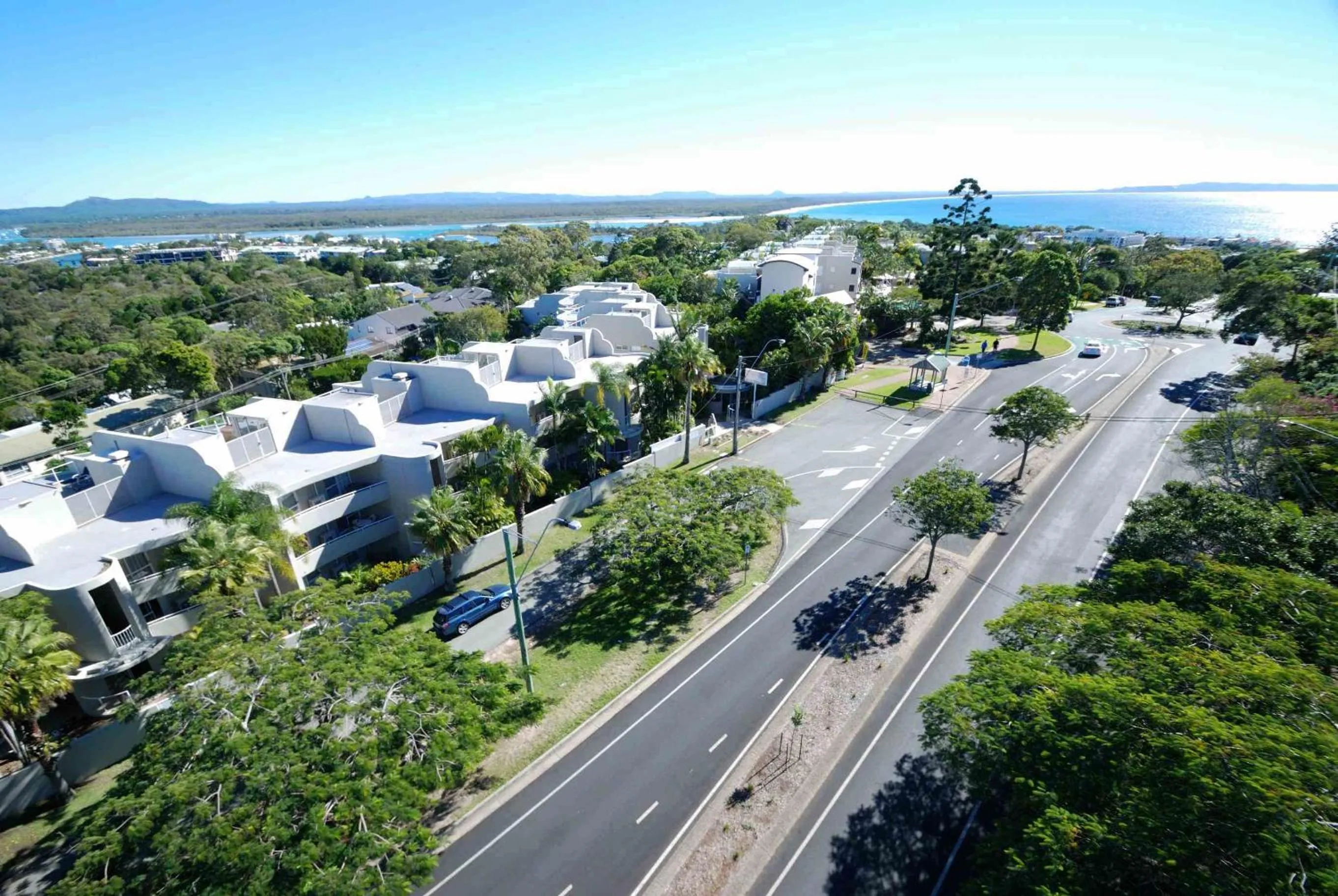Property building in Noosa Hill Resort