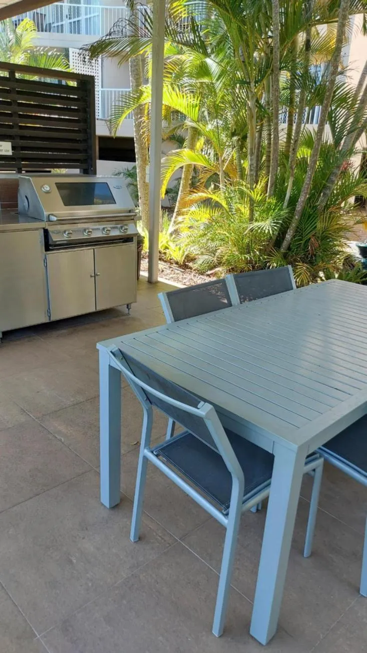 BBQ facilities in Noosa Hill Resort