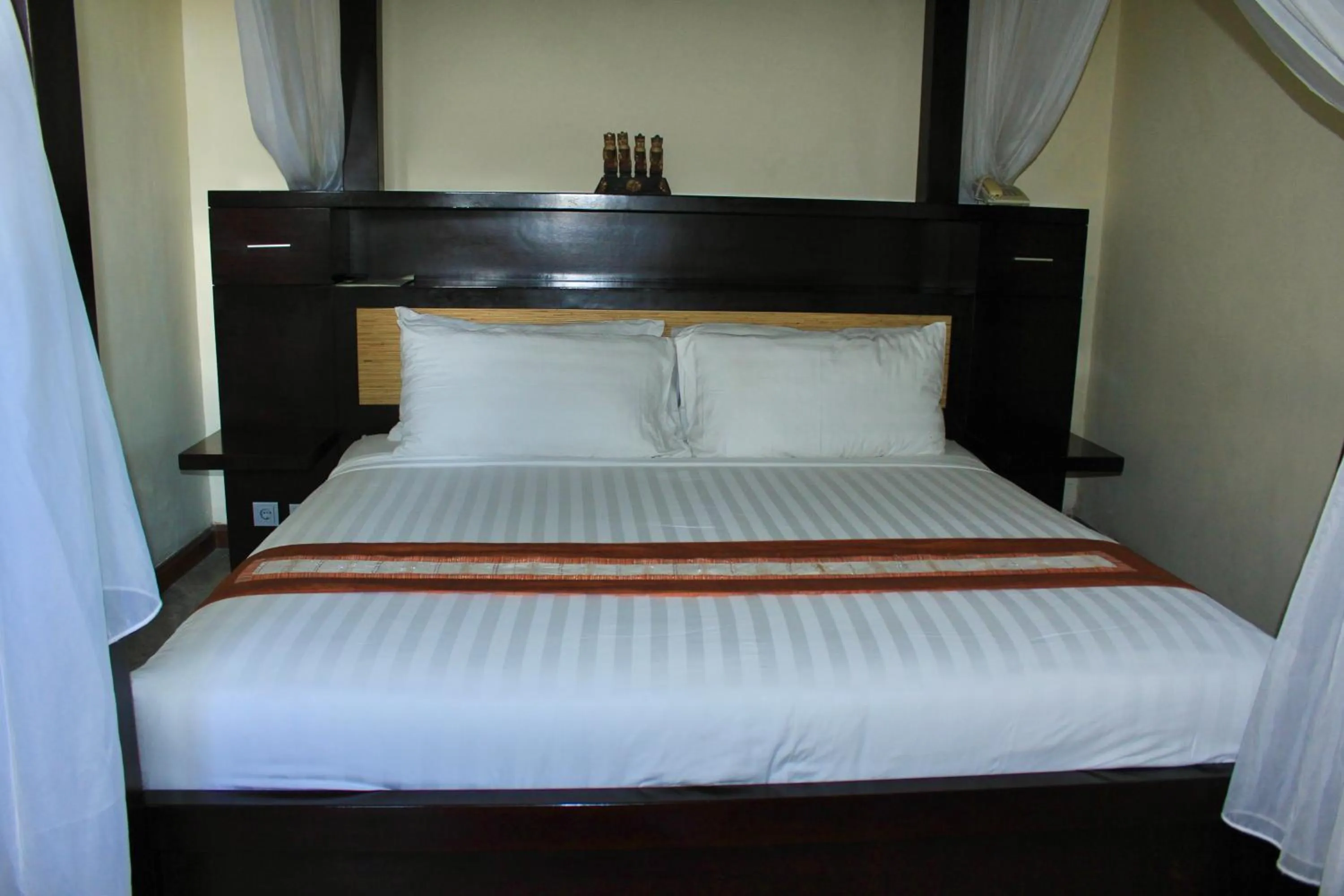 Bed in O Villas Seminyak - 2026 Earlybirds ON SALE!