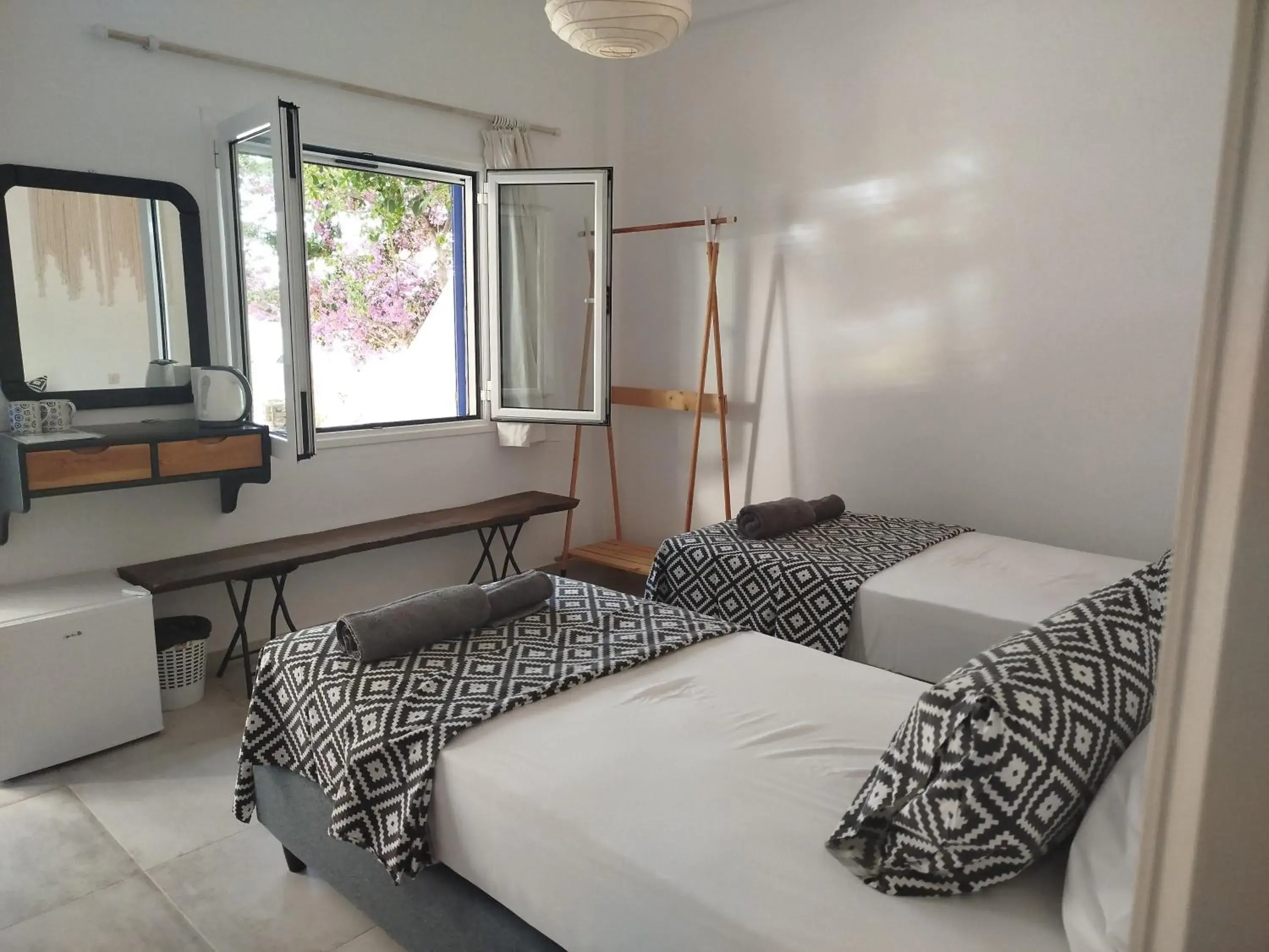 Twin Room with Terrace in Nissos Ios Twin Room with Terrace in Nissos Ios