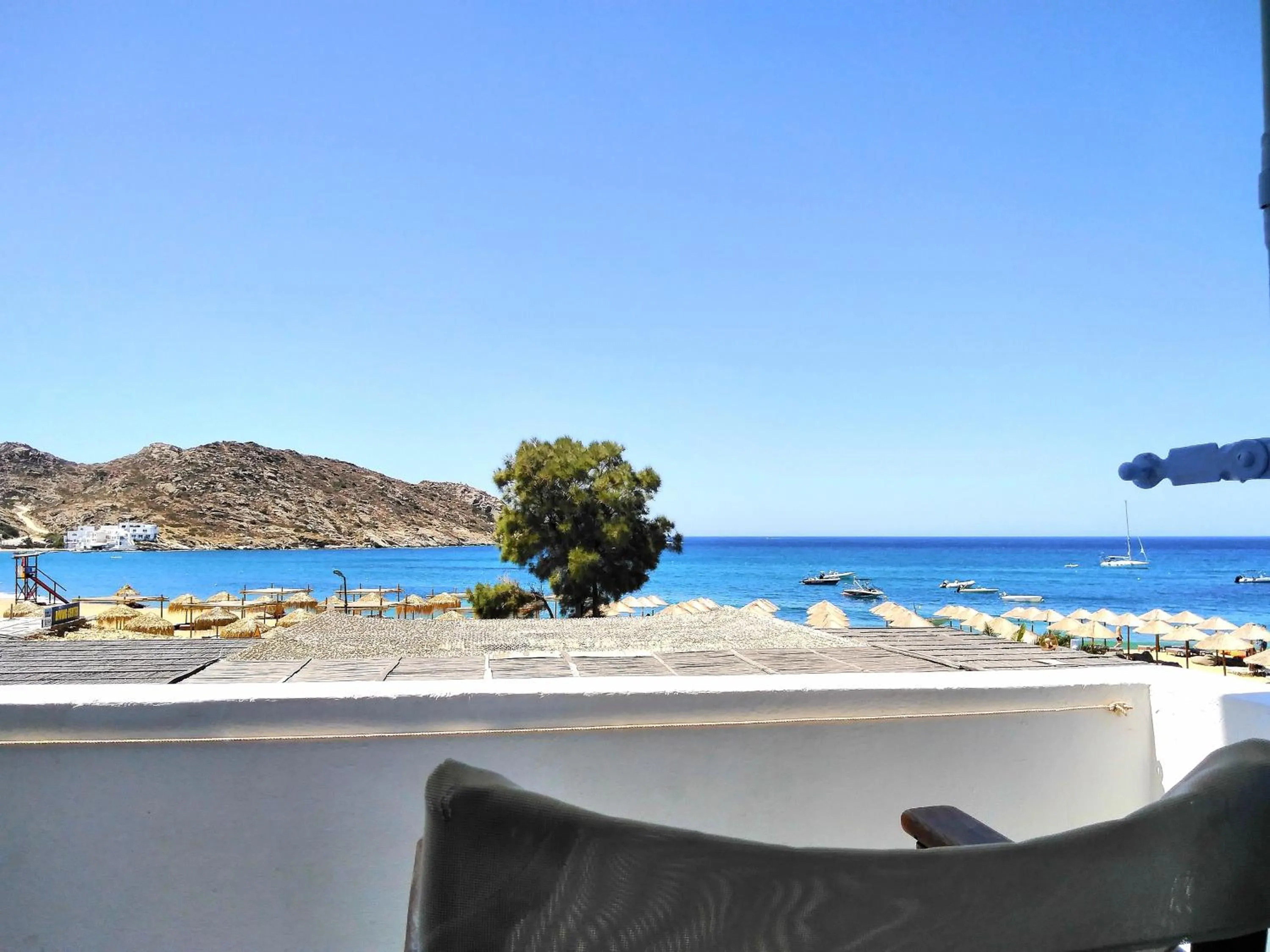 Sea view in Nissos Ios