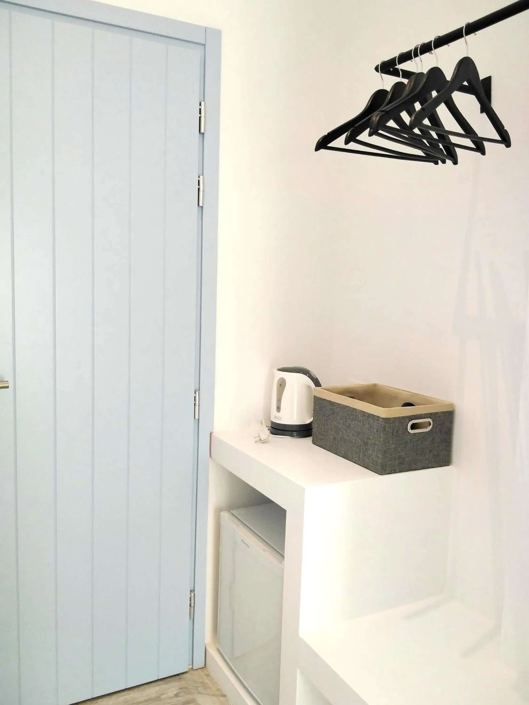 furniture in Nissos Ios