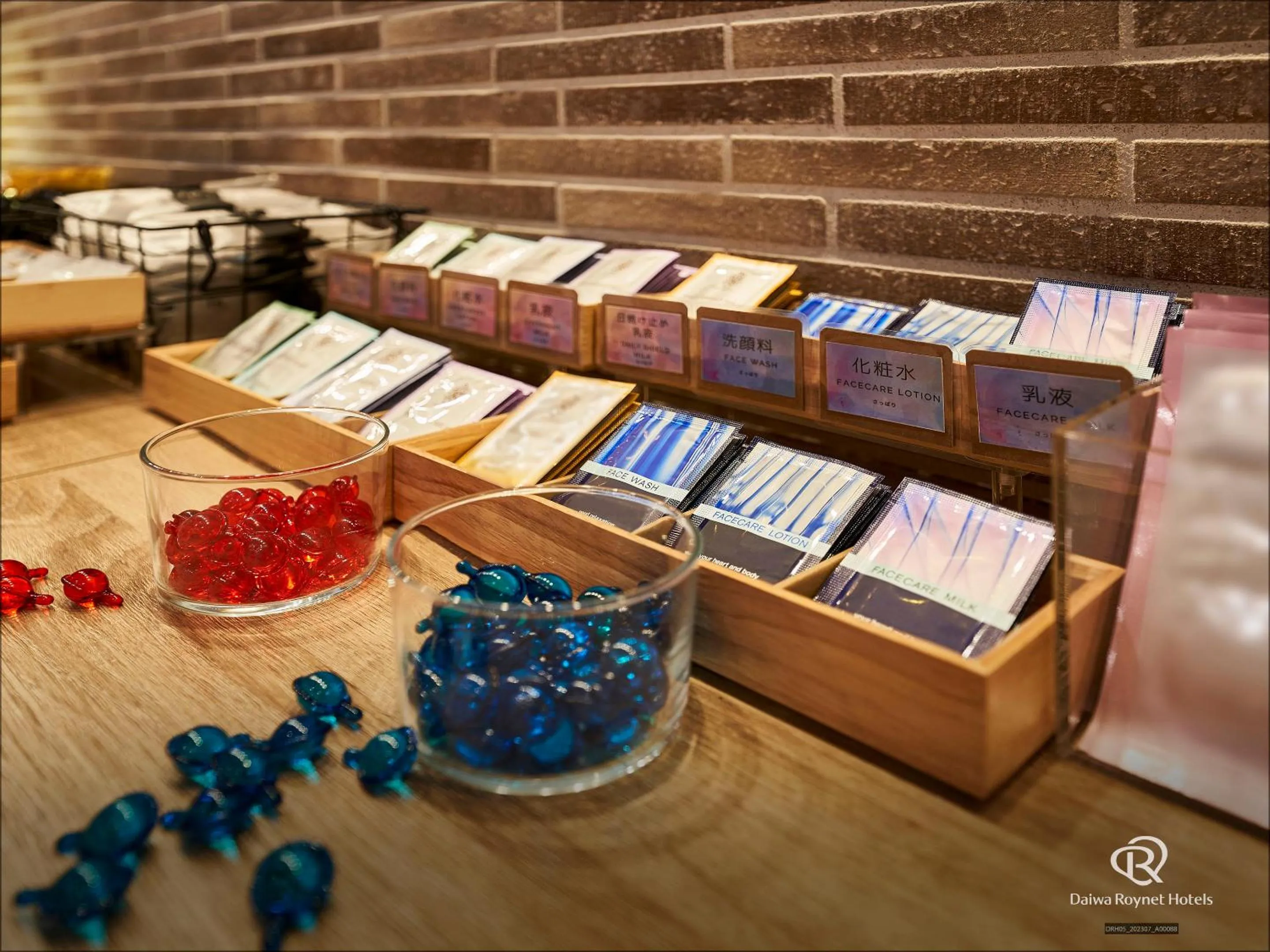 Lobby or reception in Daiwa Roynet Hotel Kyoto Shijo Karasuma