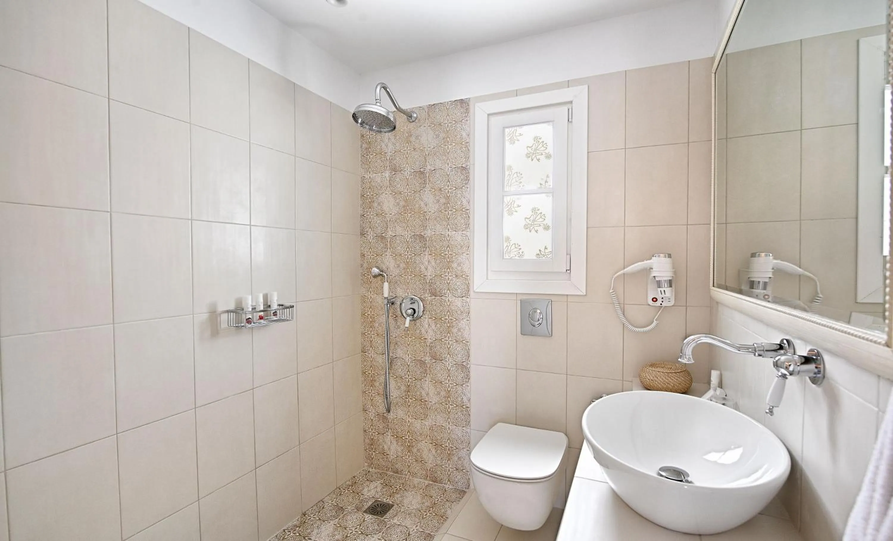 Shower in Erato Hotel Mykonos