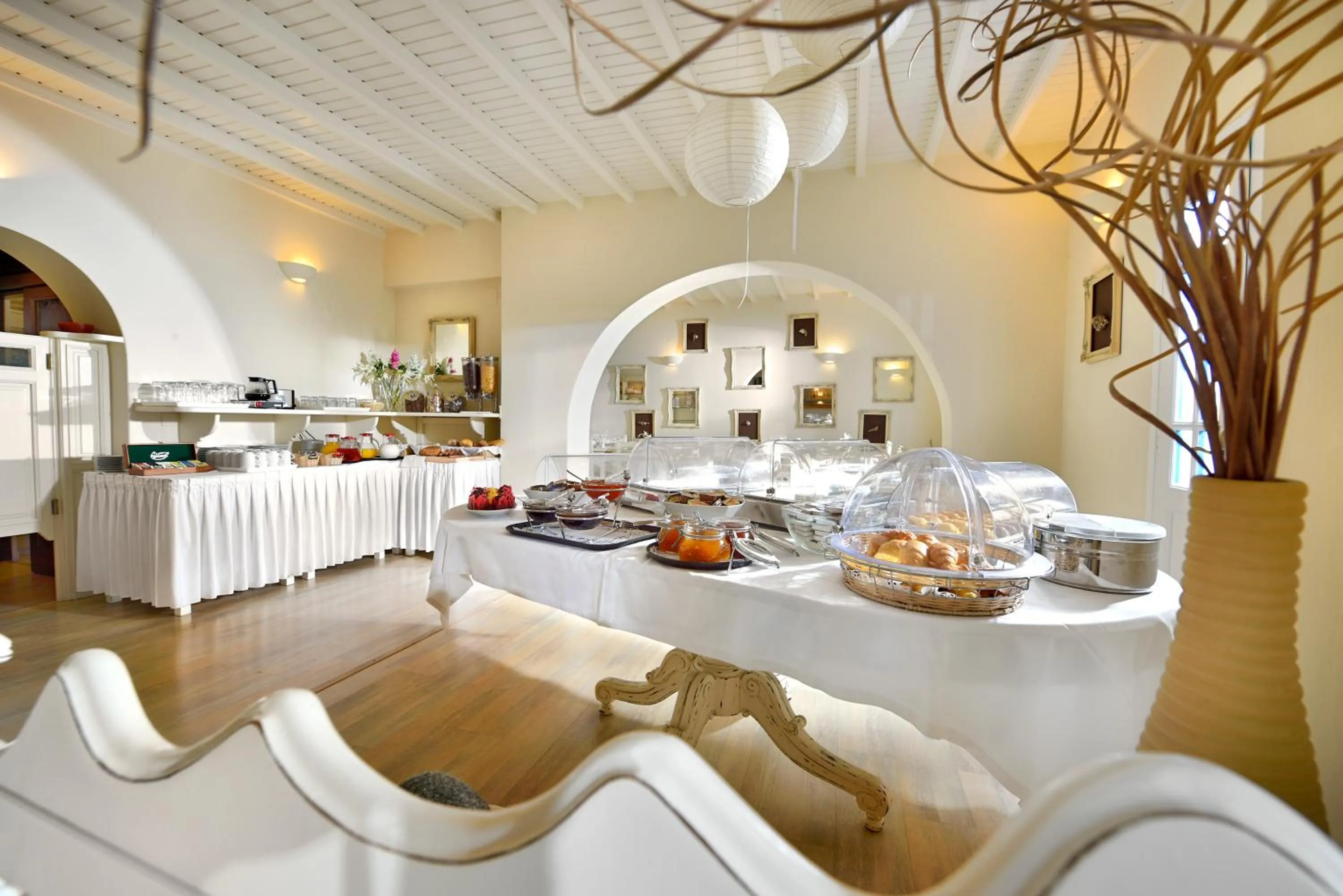 Restaurant/places to eat in Erato Hotel Mykonos