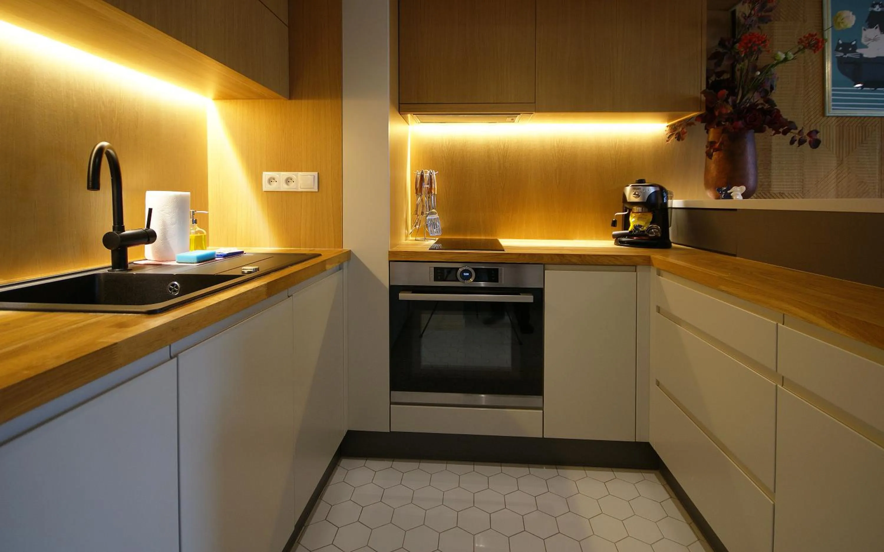 Coffee/tea facilities in IRS ROYAL APARTMENTS Apartamenty IRS Neptun Park