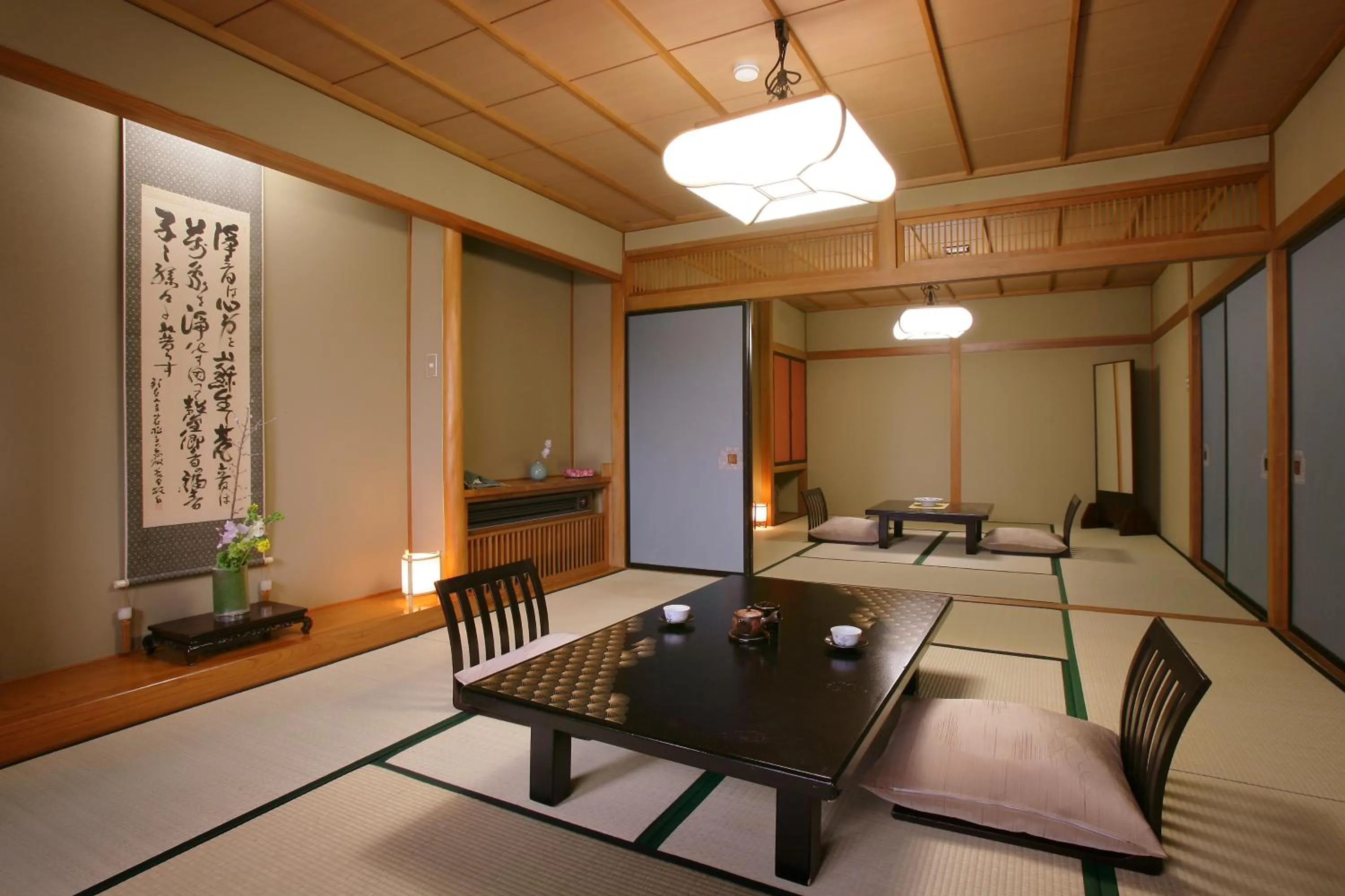 Photo of the whole room in Shouhakutei Azumaso