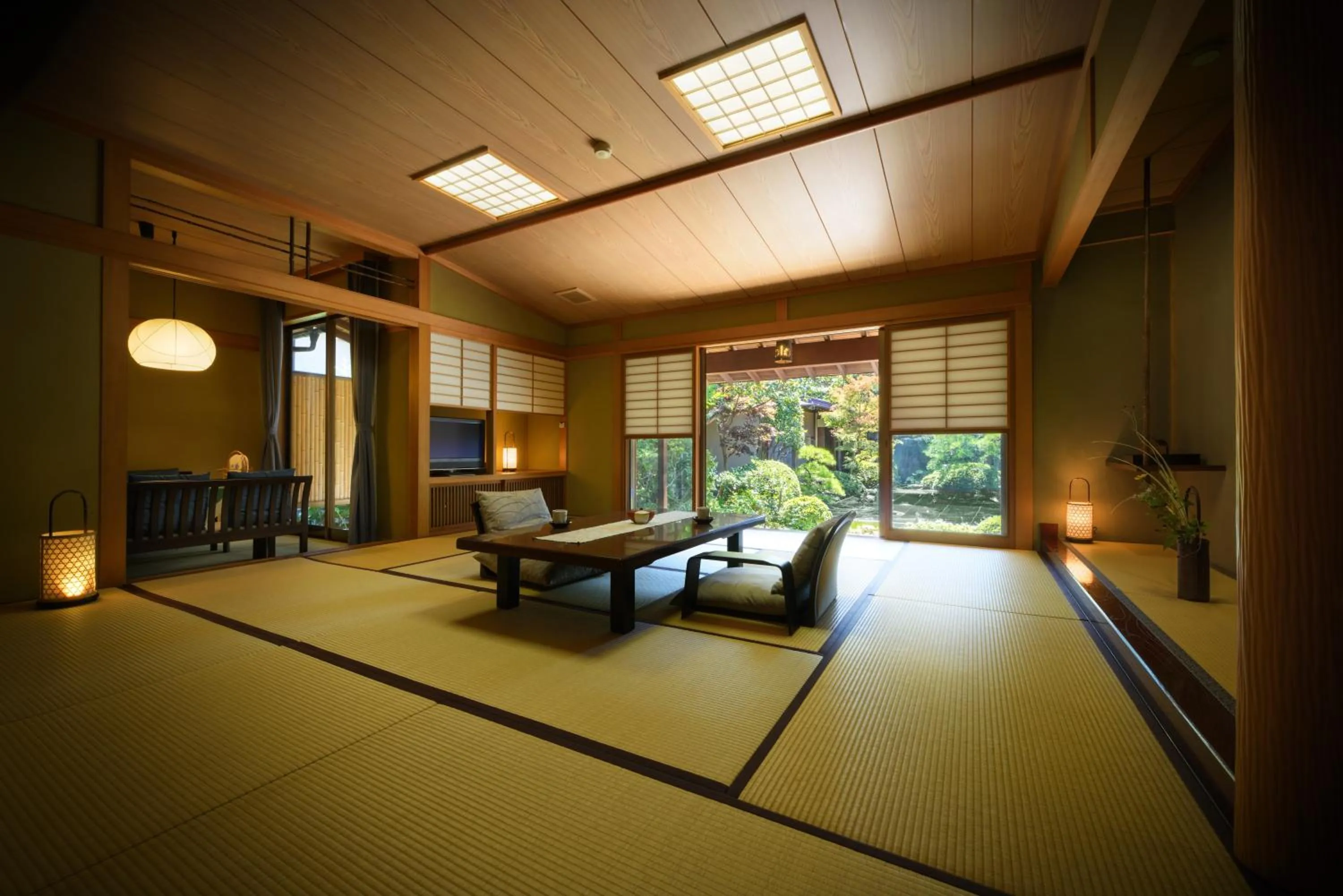 Photo of the whole room in Shouhakutei Azumaso