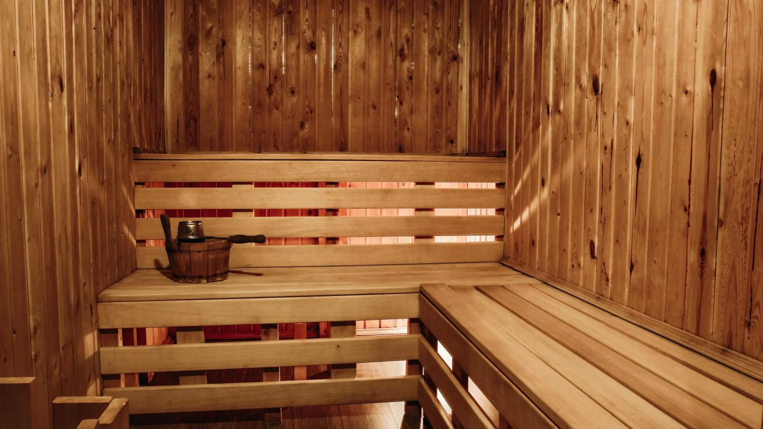 Sauna in Goldman Empire