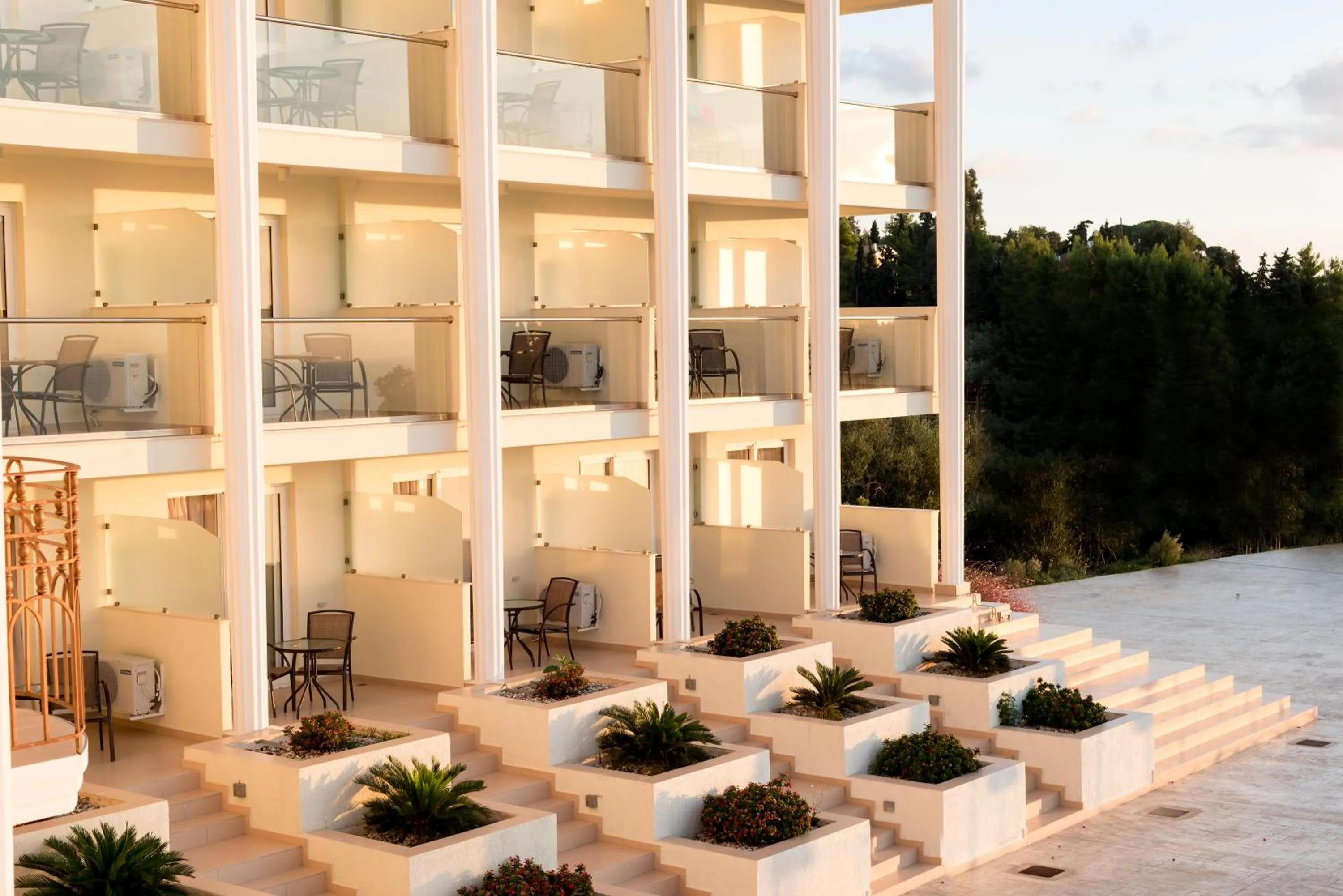 Balcony/Terrace in Avalon Palace Hotel