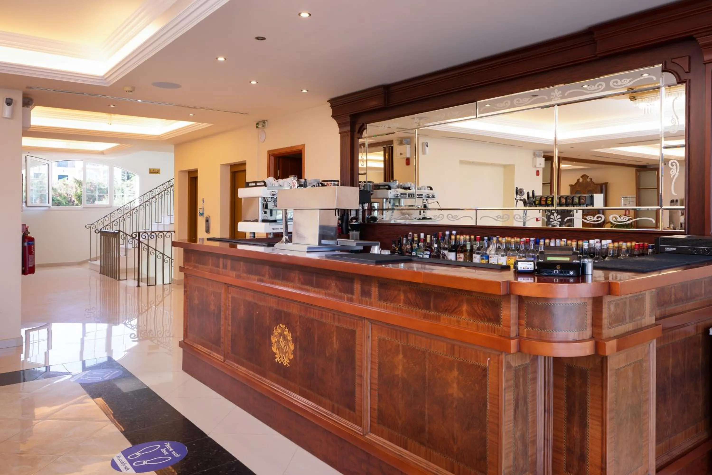 Lounge or bar in Avalon Palace Hotel