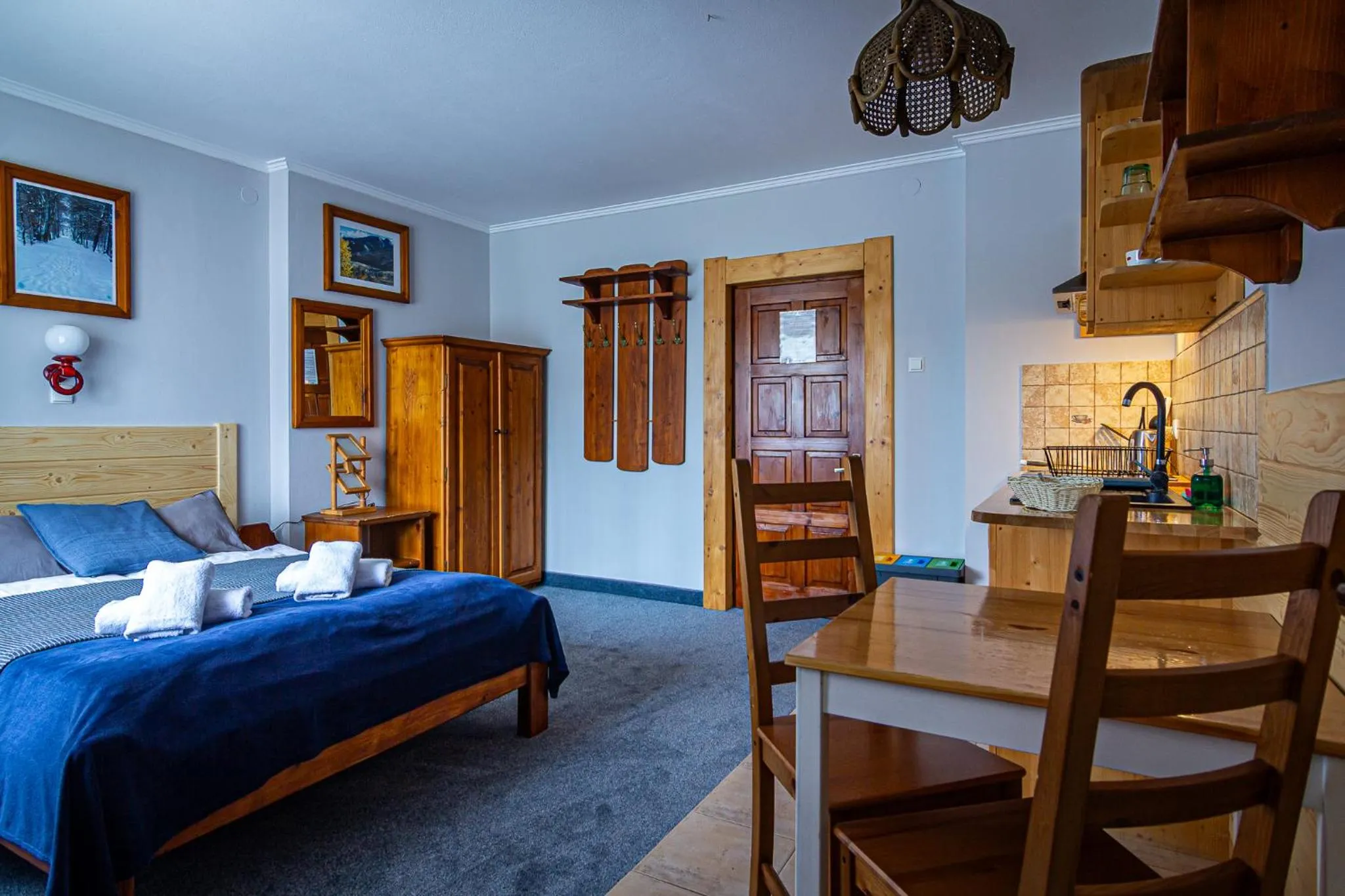 Bathroom, Bed in Aparthotel Pod Nosalem