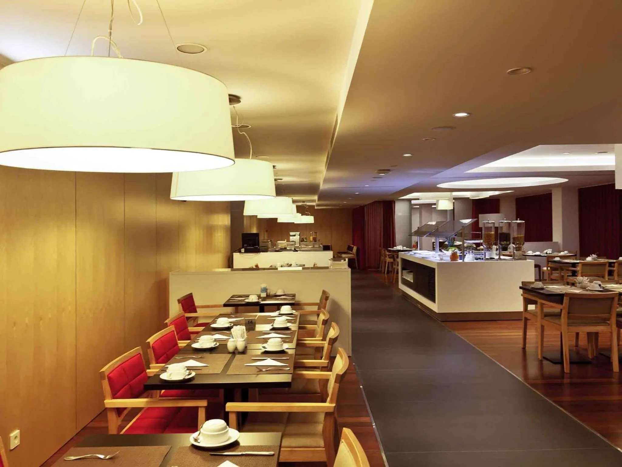 Restaurant/places to eat in Hotel Mercure Braga Centro