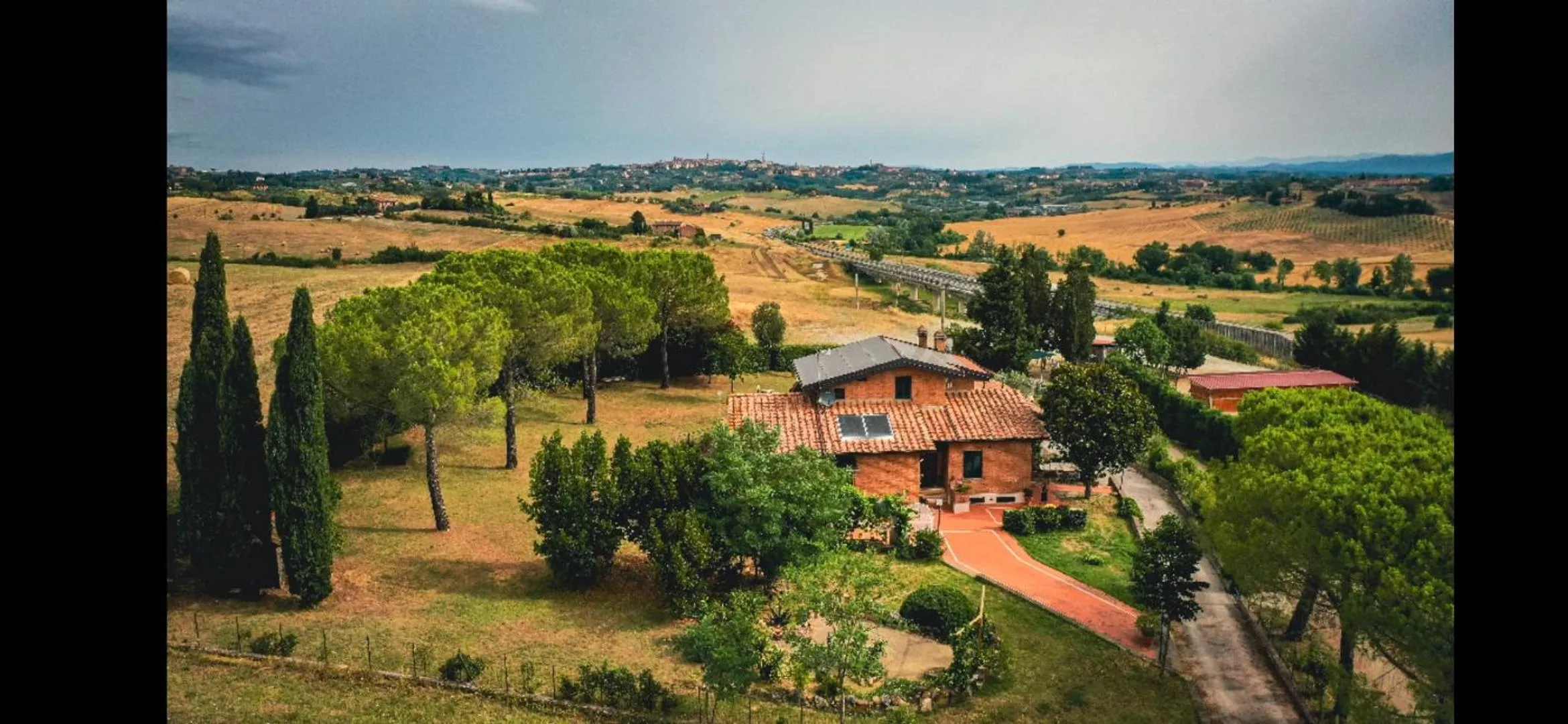Bird's eye view in DAGO Farmhouse