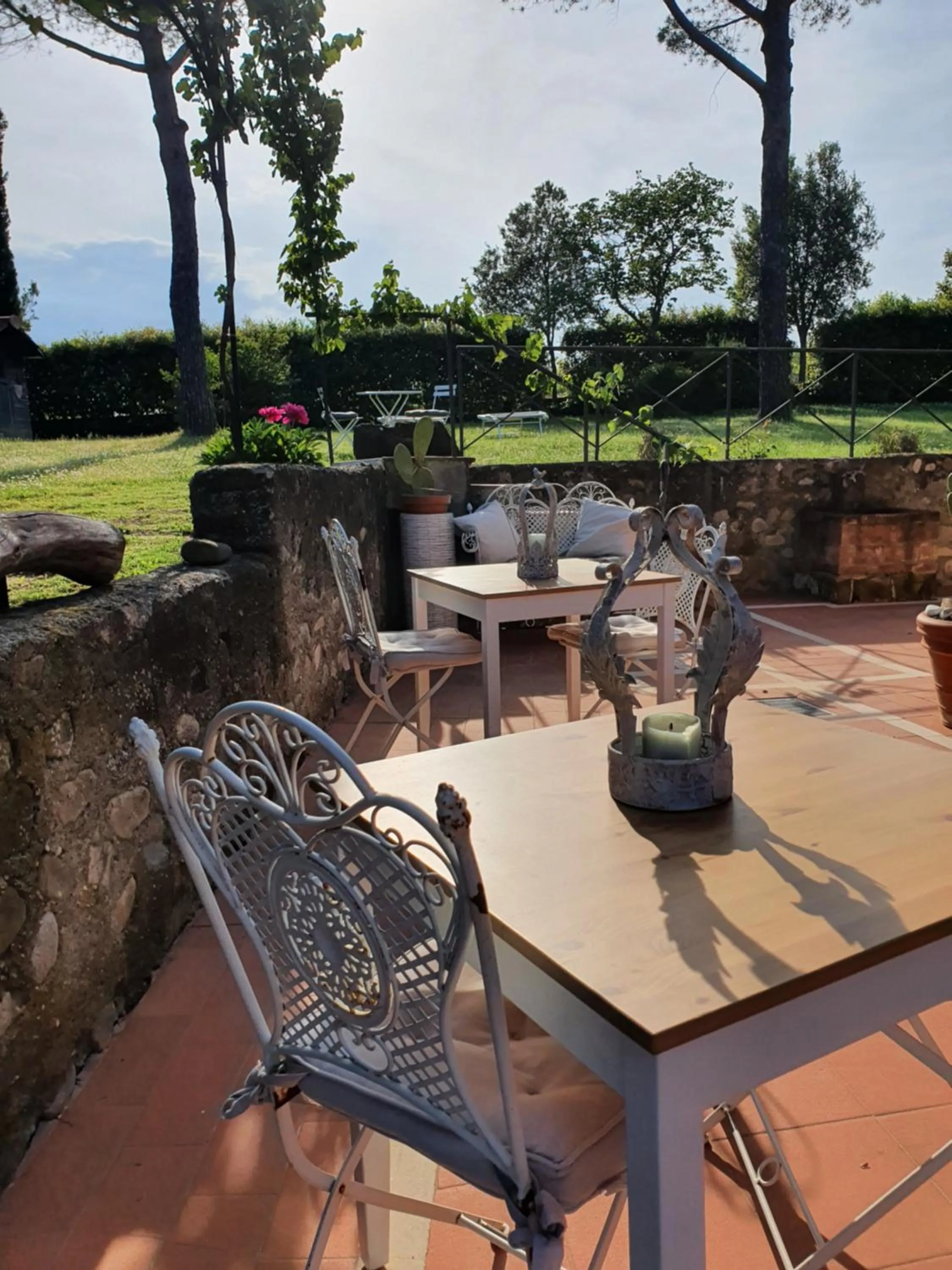 Patio in DAGO Farmhouse