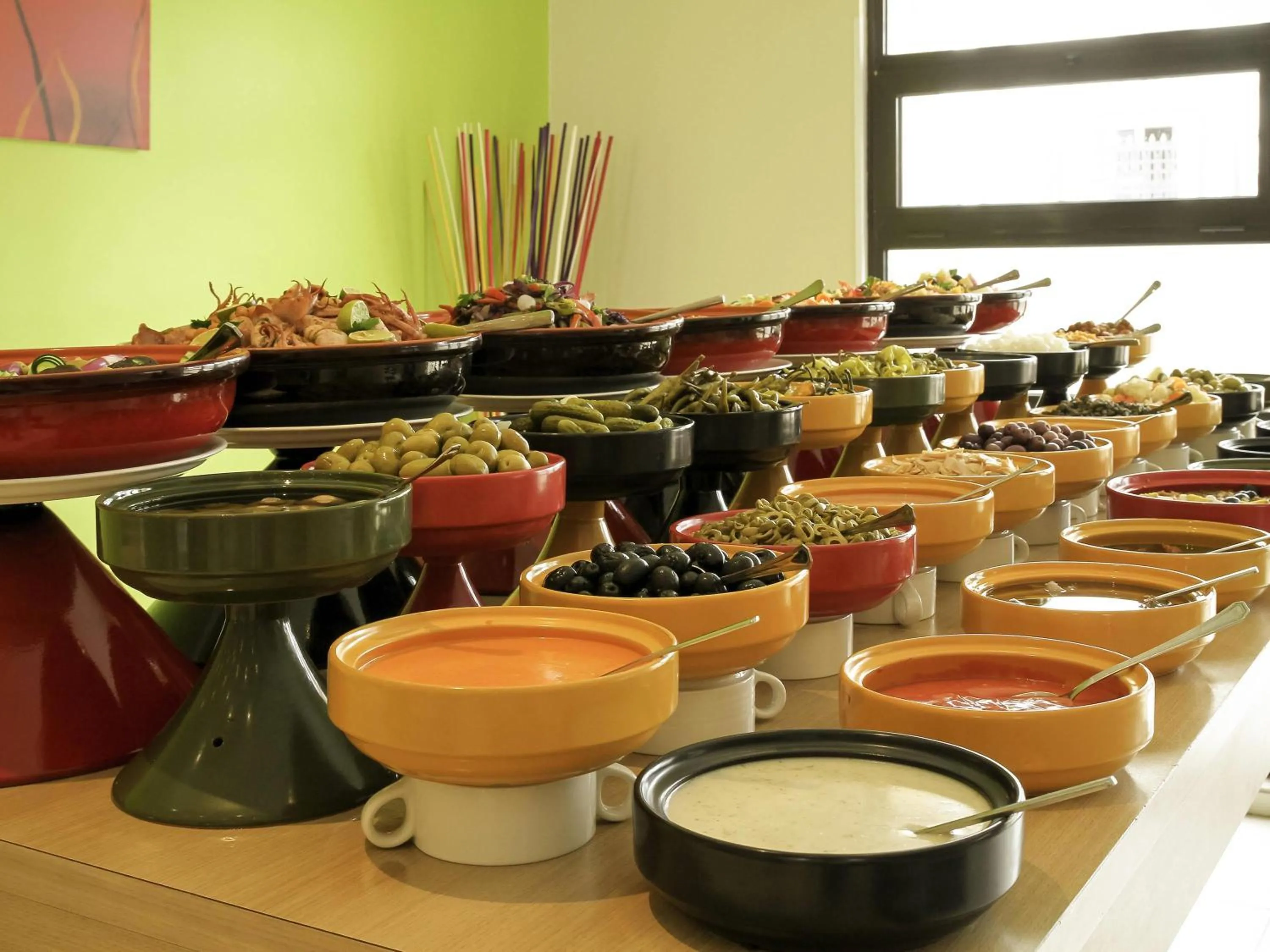 Restaurant/places to eat in Ibis Constantine