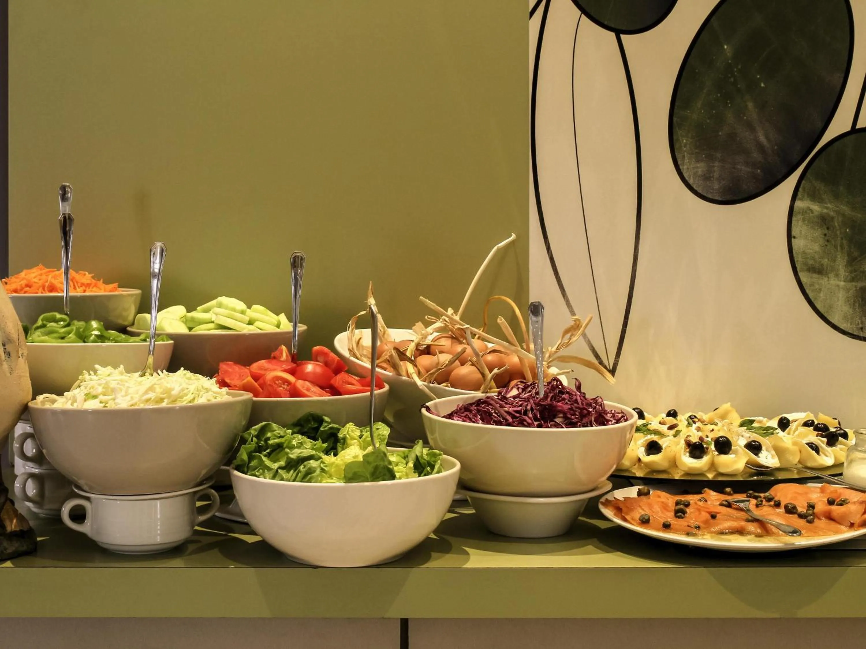 Restaurant/places to eat in Ibis Constantine