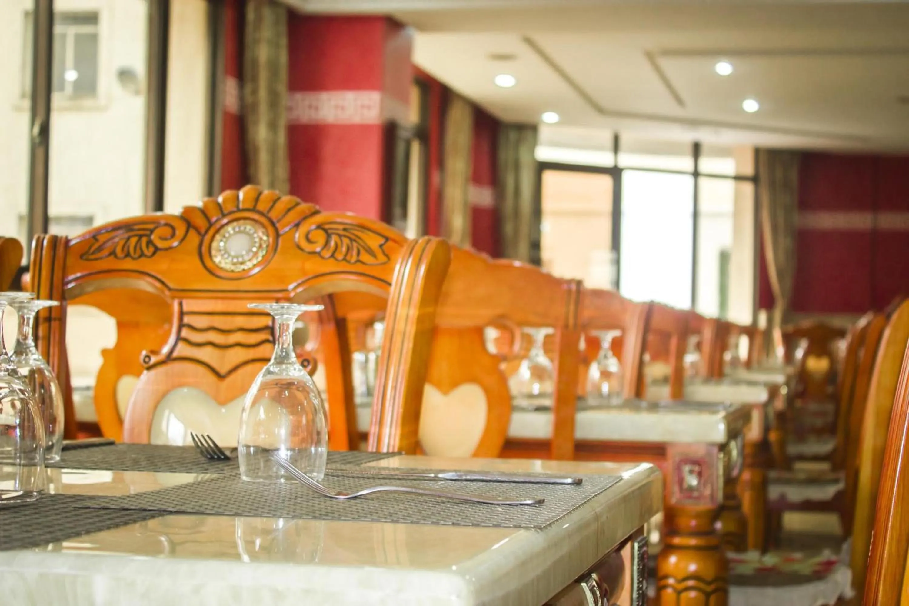 Restaurant/places to eat in Hôtel Atenas