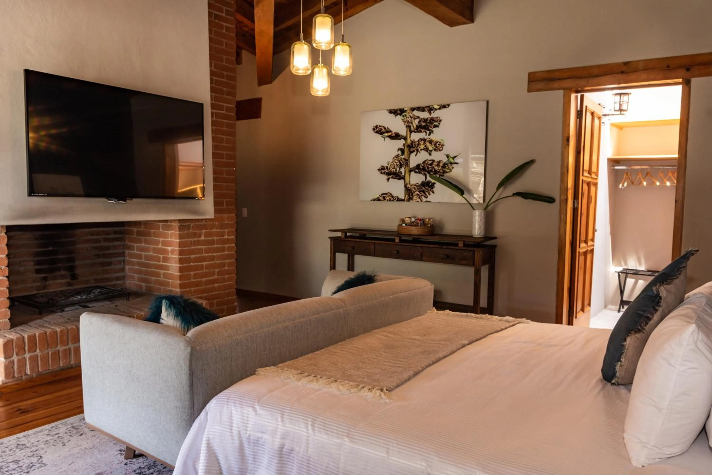 Bed in Hotel Boutique Unico Avandaro