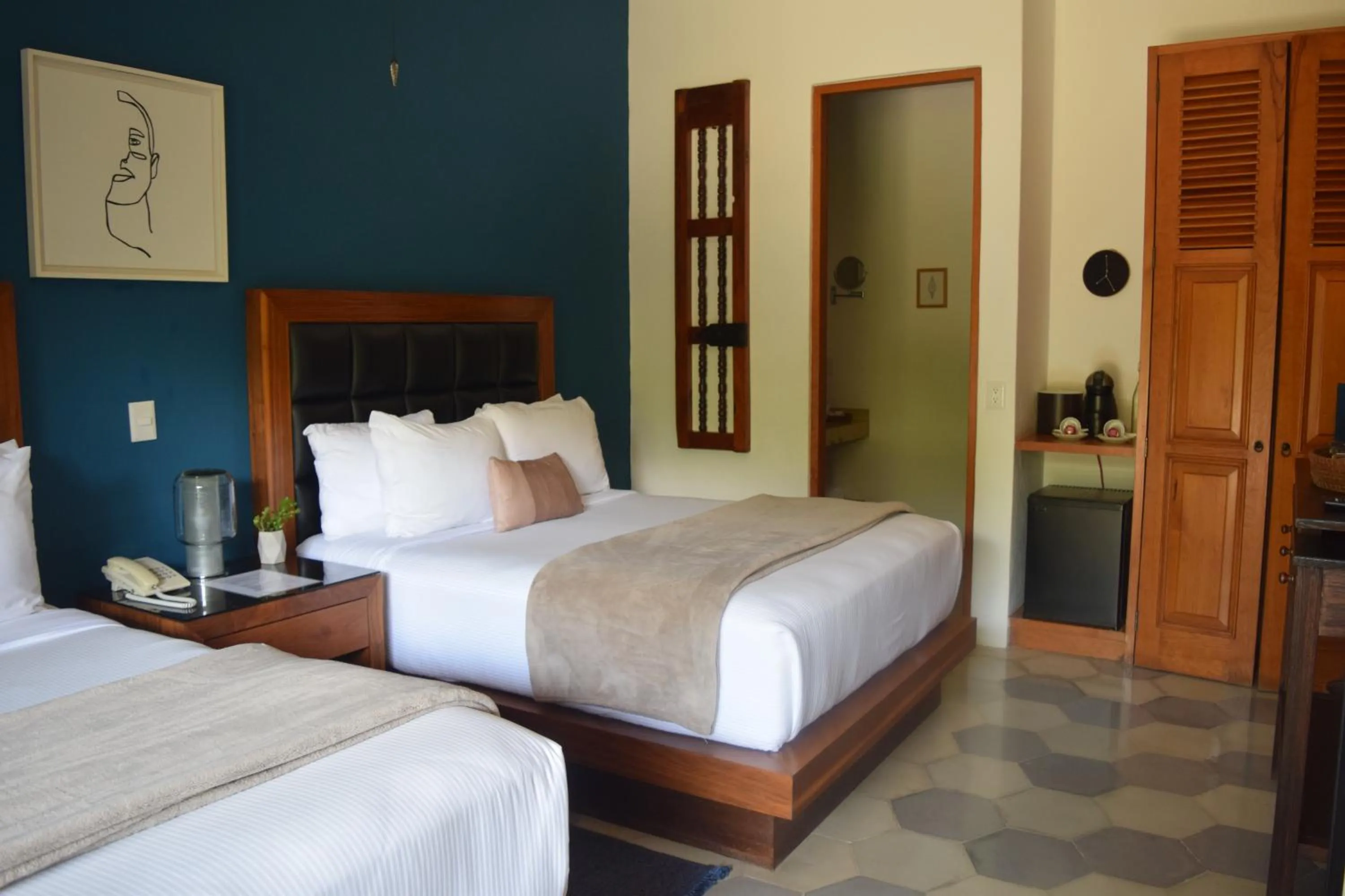 Photo of the whole room, Bed in Hotel Boutique Unico Avandaro